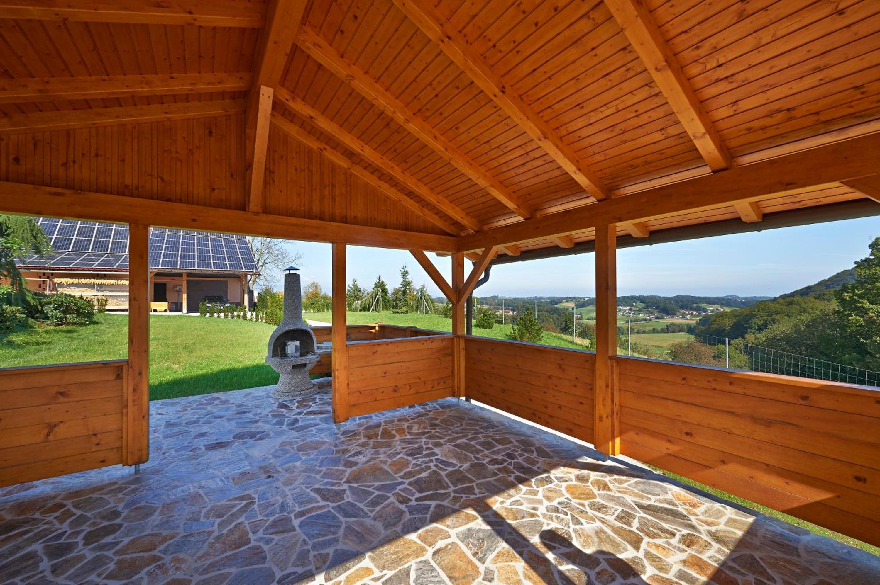 Four-Bedroom House photo 2