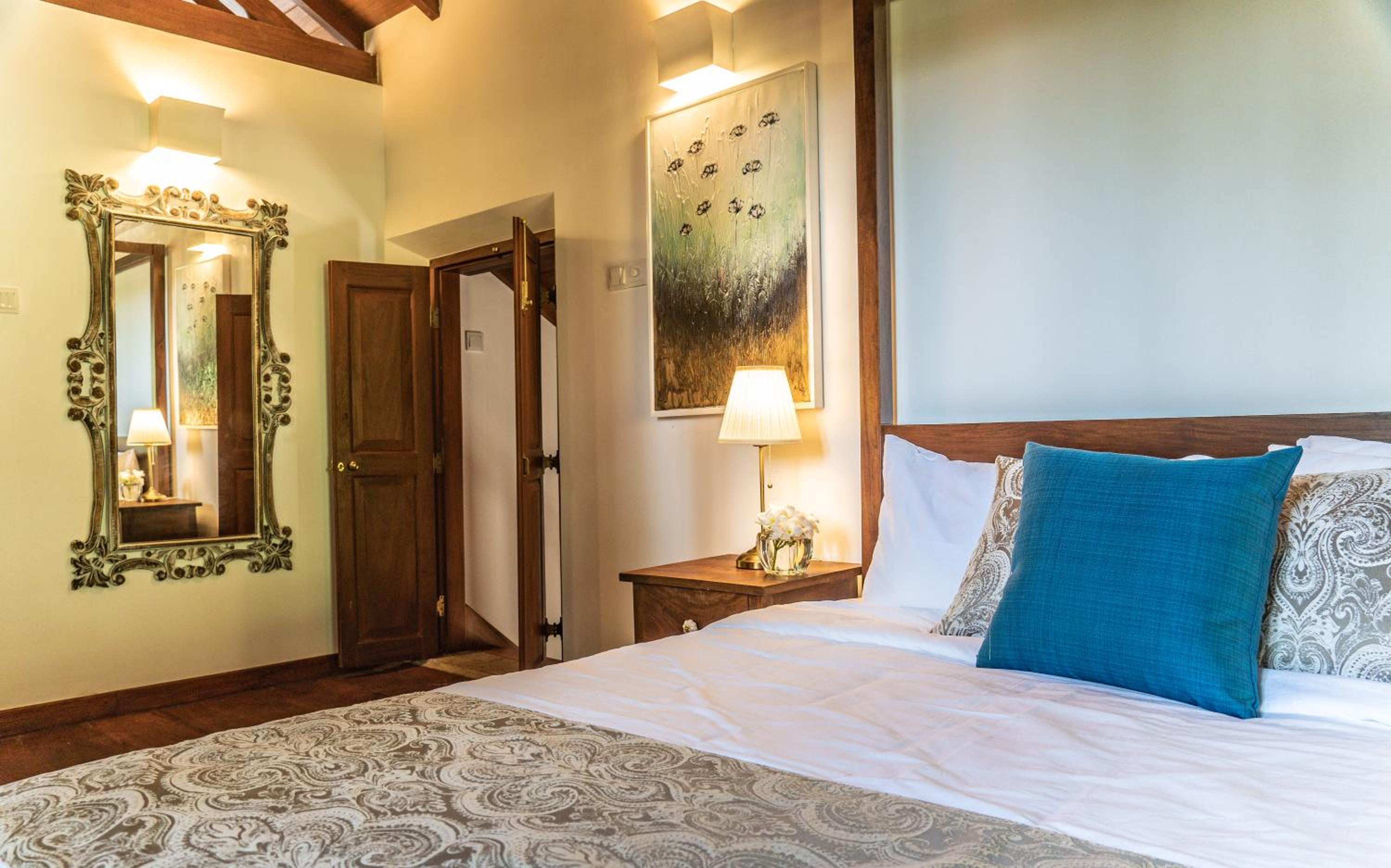 Suite with Balcony - Photo 4