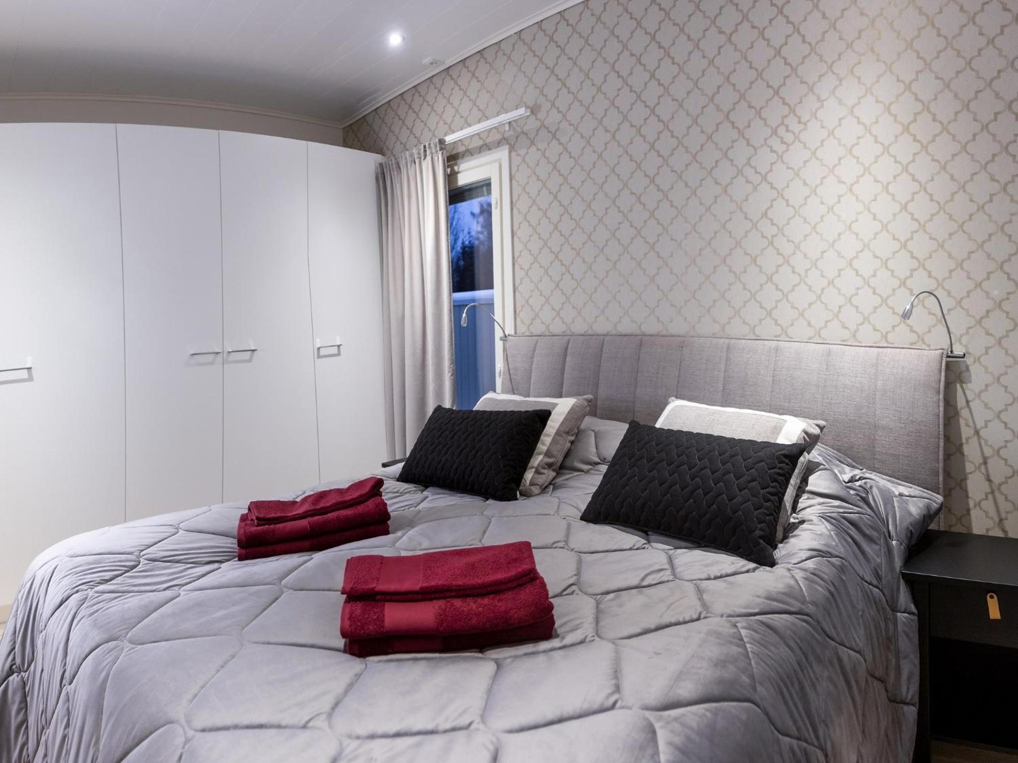 Two-Bedroom Apartment - Photo 5