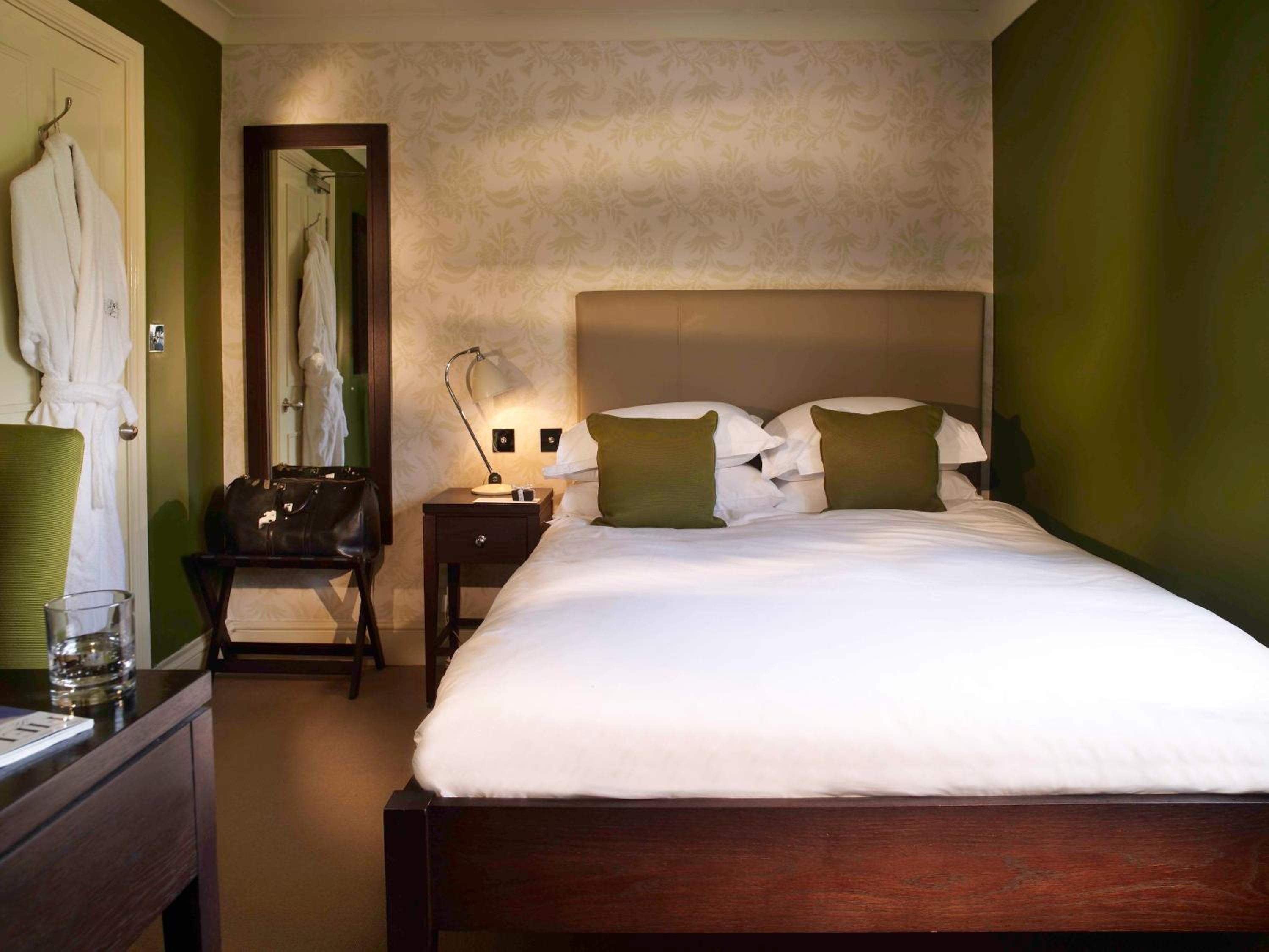 Standard Double Room - Photo 3