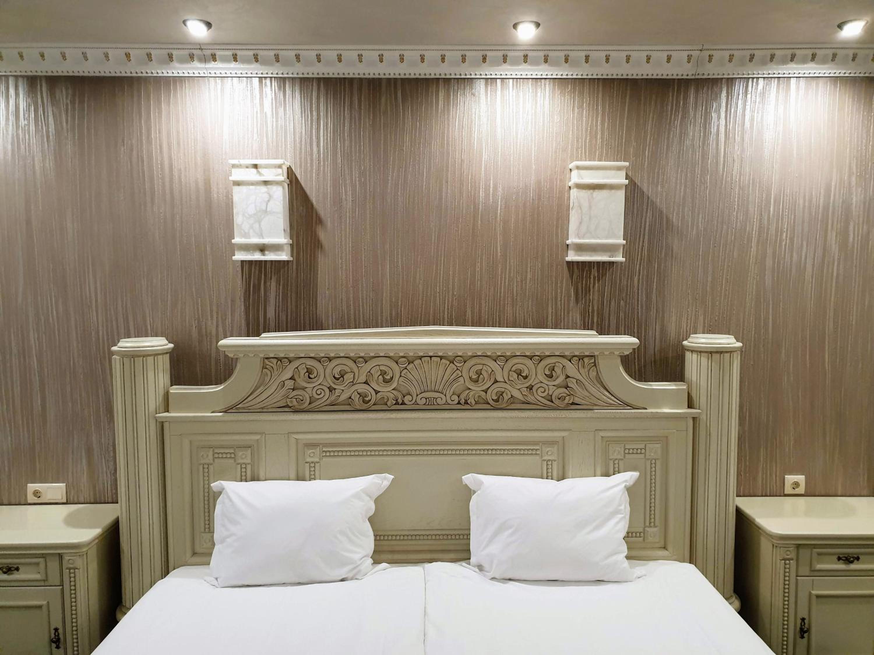 Superior King Room - Photo 8