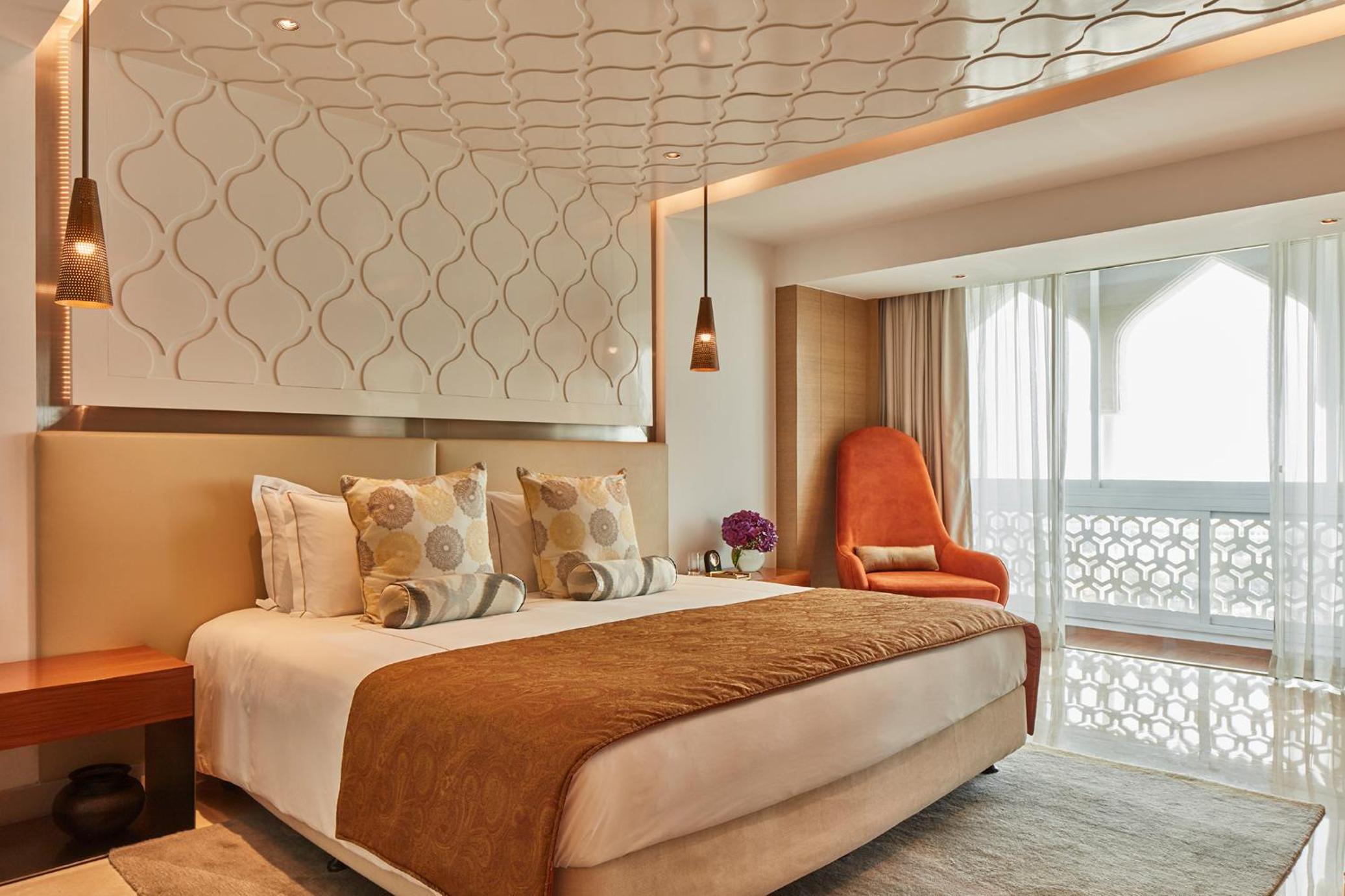 Superior Room Sea View King Bed - Photo 3