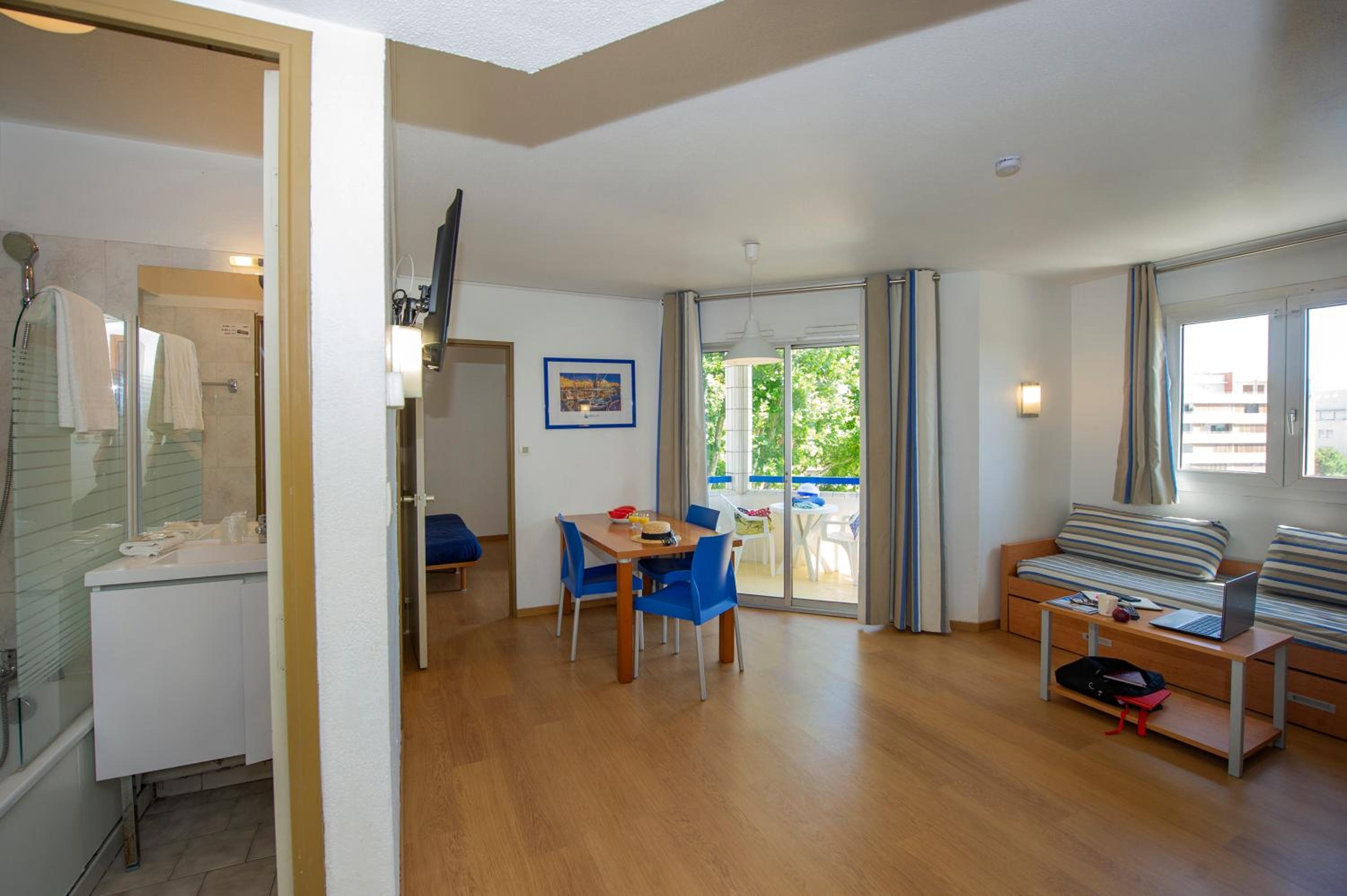Apartment (4 People) photo 2
