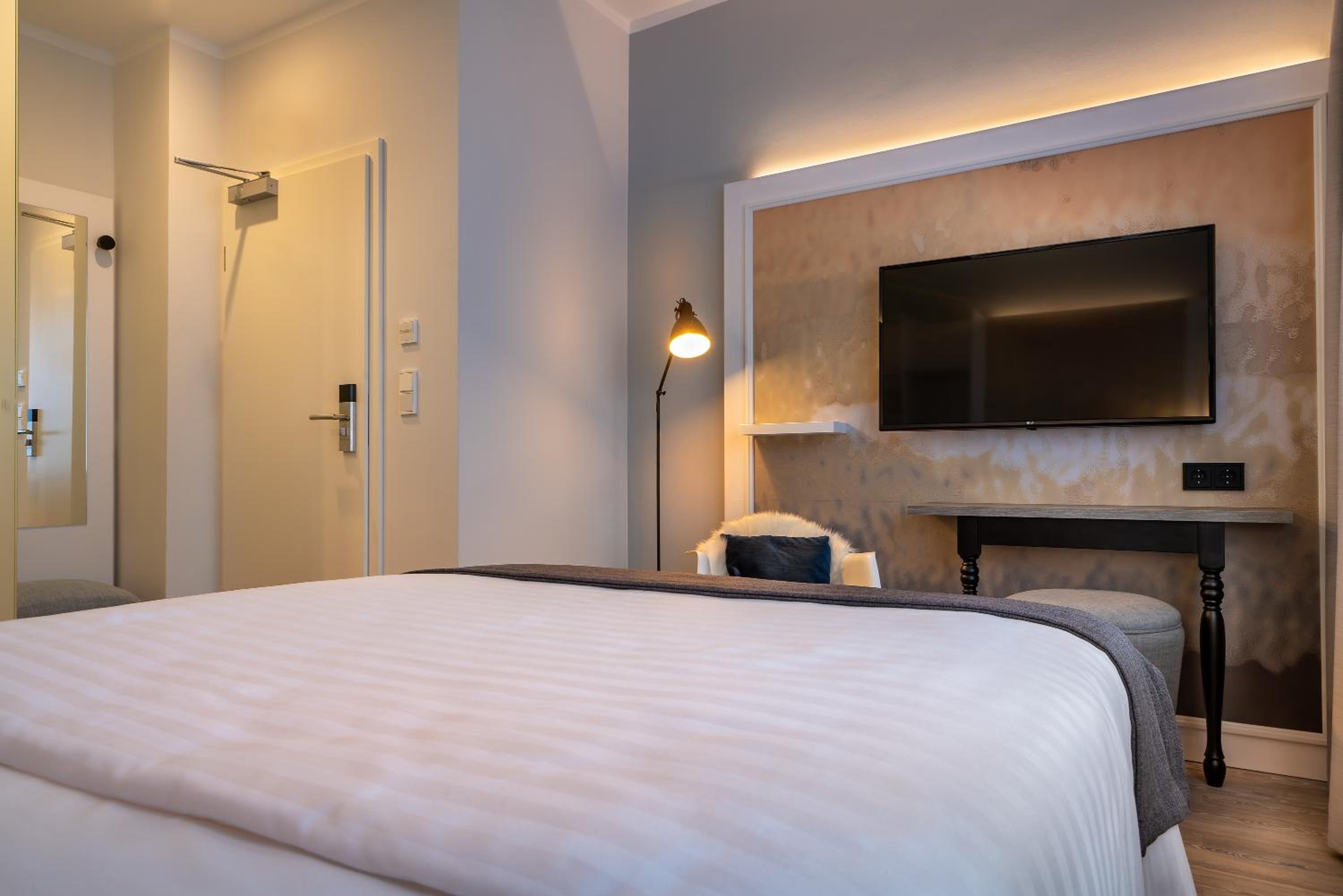 Economy Single Room