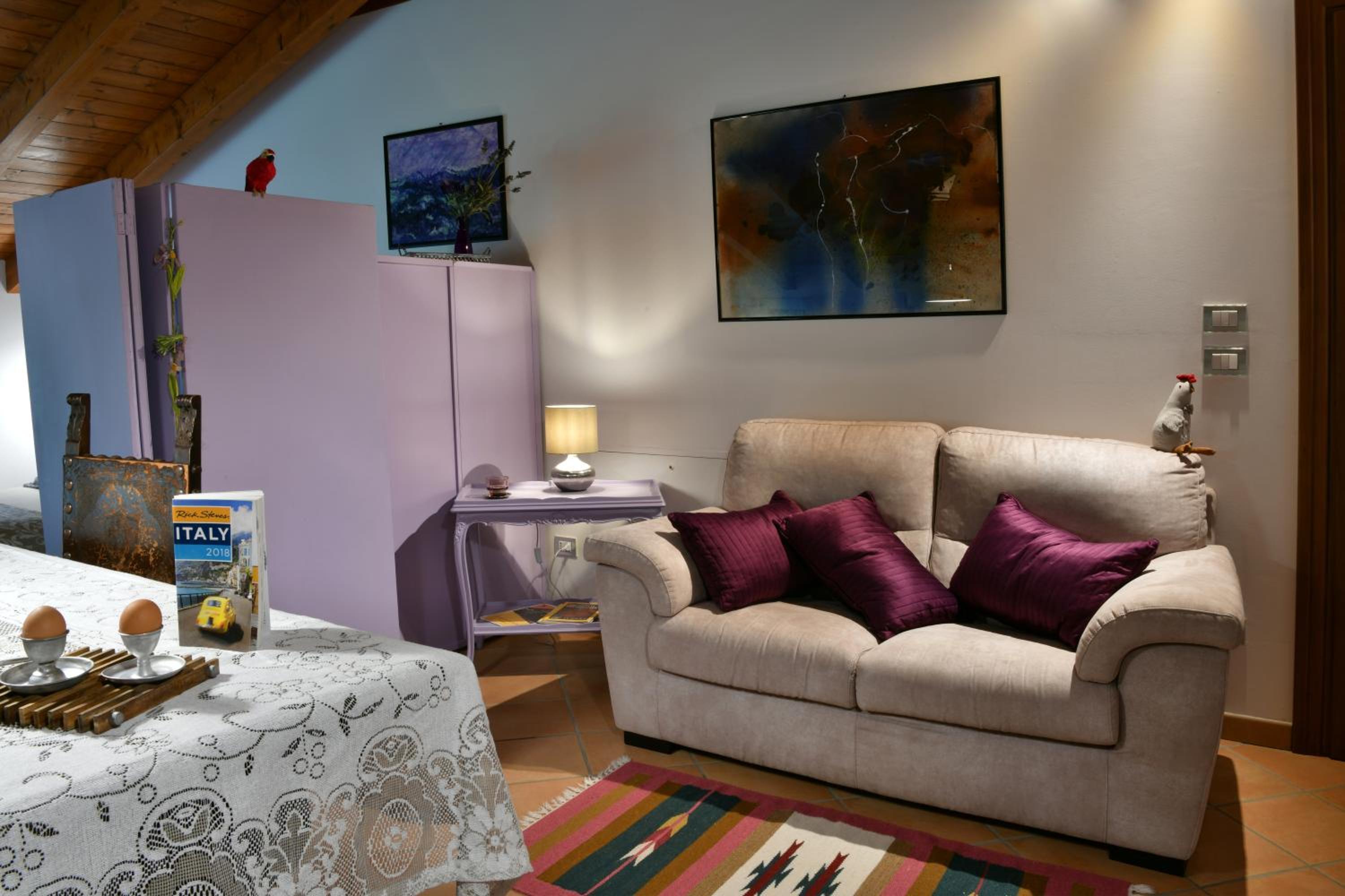 Deluxe Studio