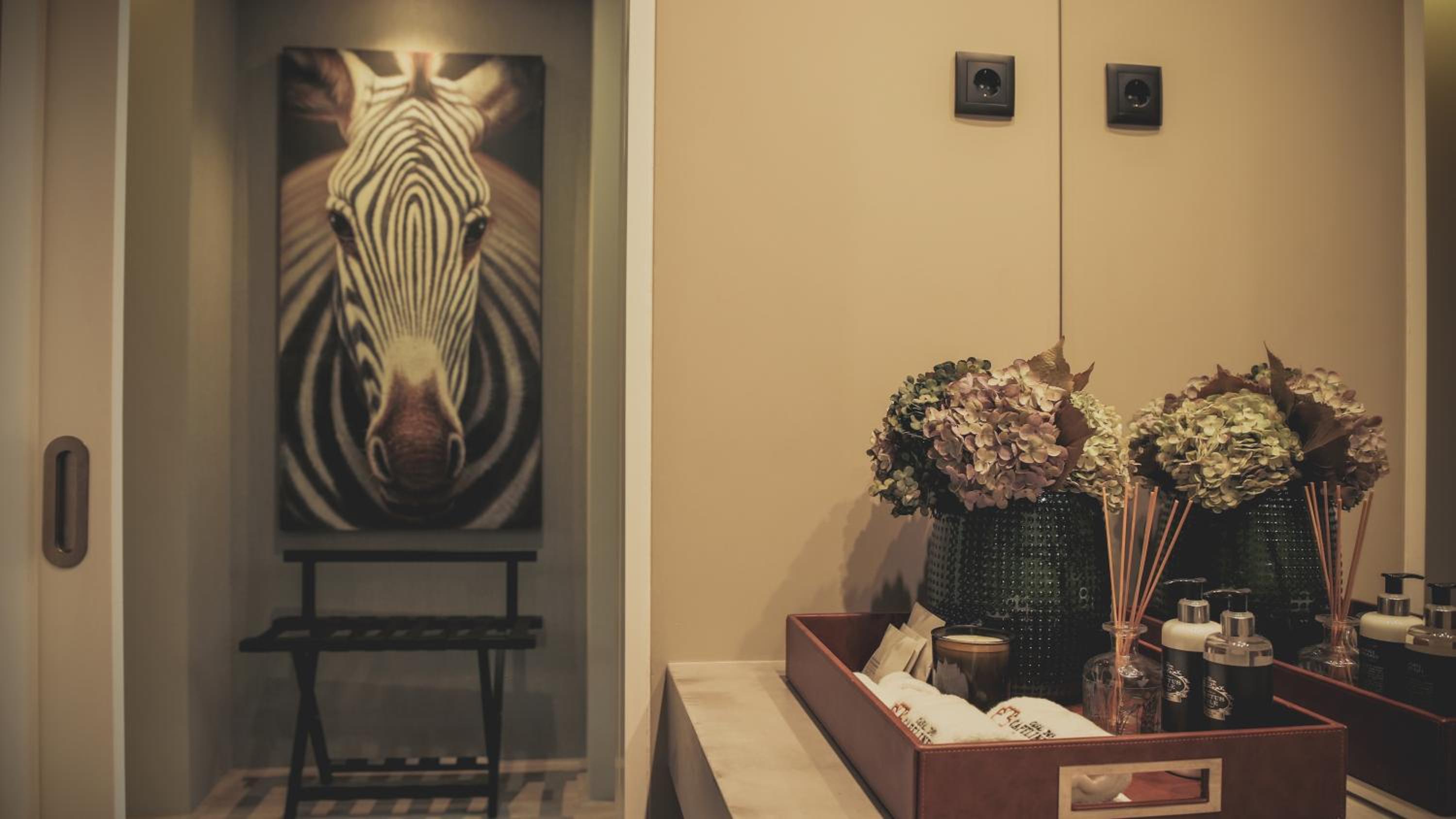 Deluxe Double or Twin Room - Photo 4