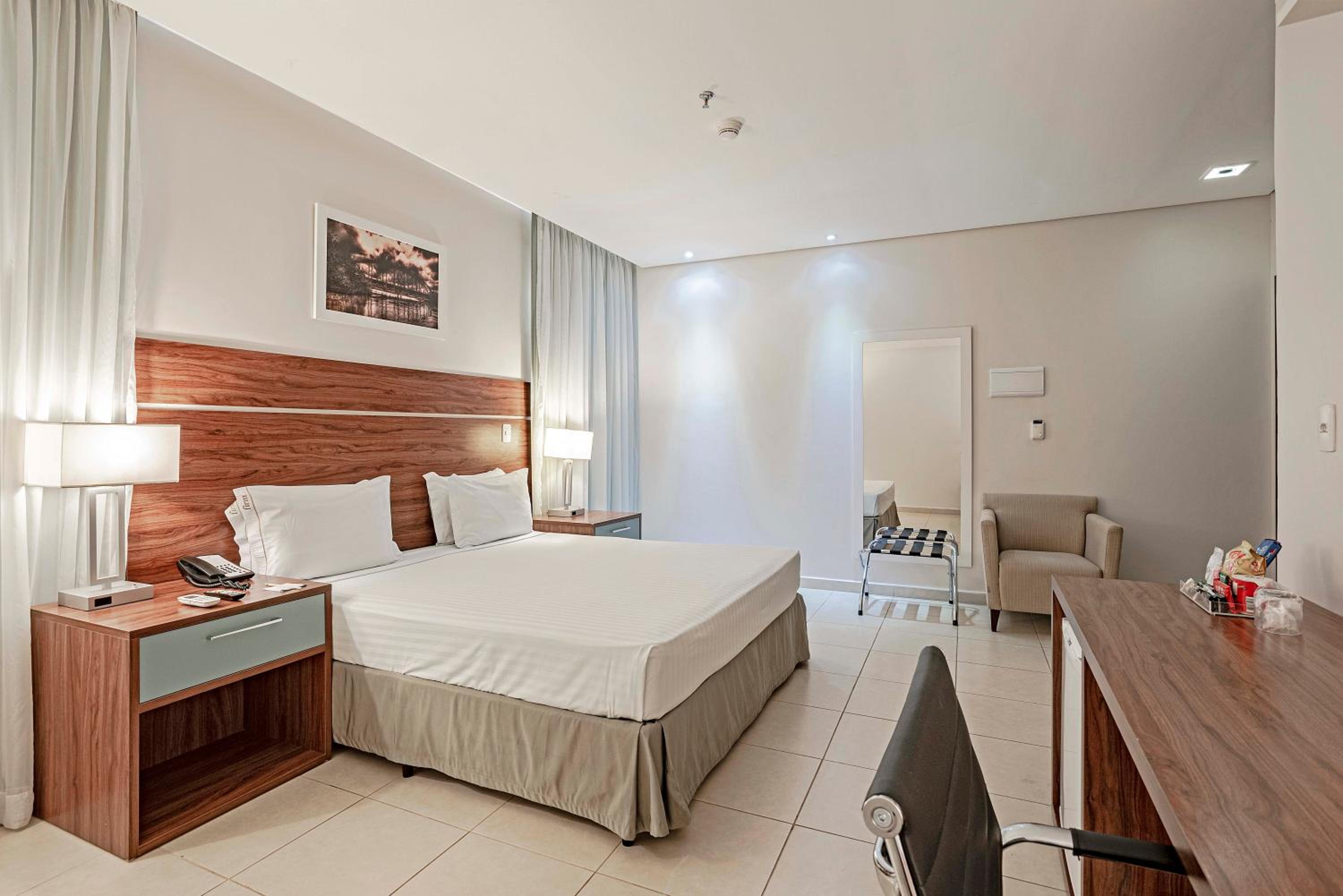Deluxe Double Room photo 2
