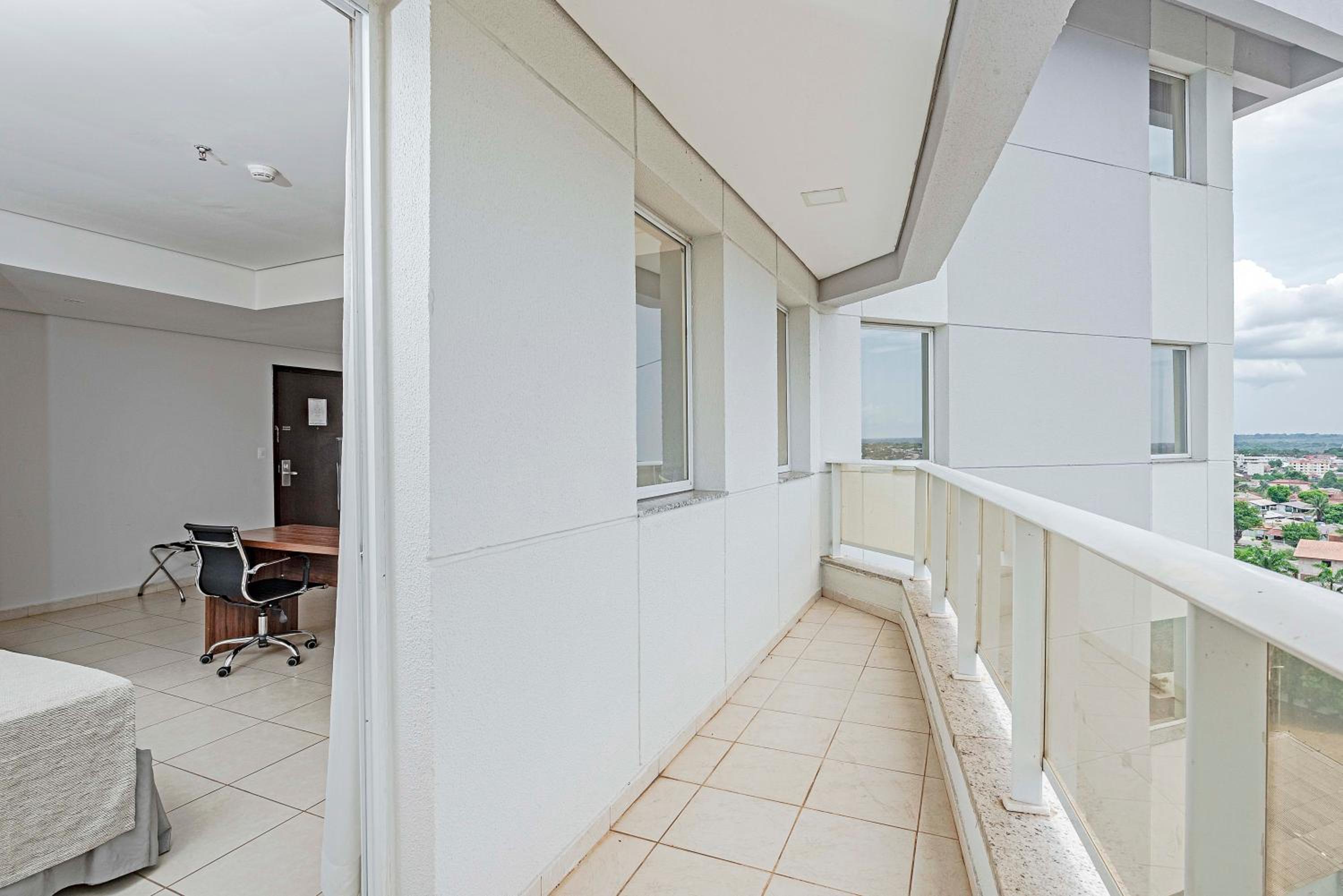 Deluxe Double Room with Balcony photo 2
