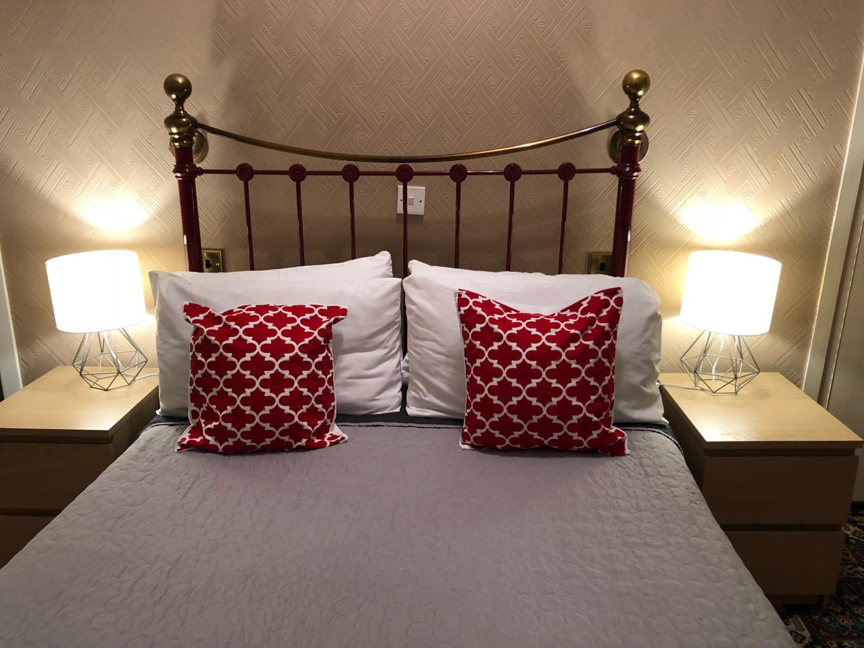 Double Room - Photo 5