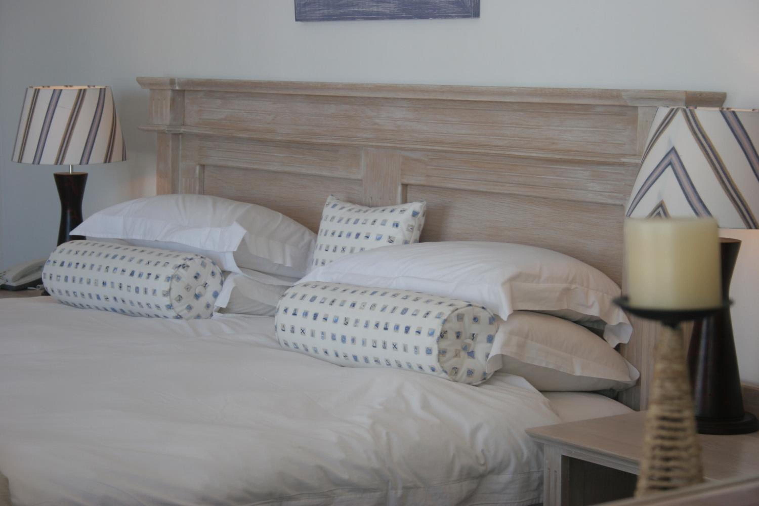 Double Room with Pool View - Ground Floor