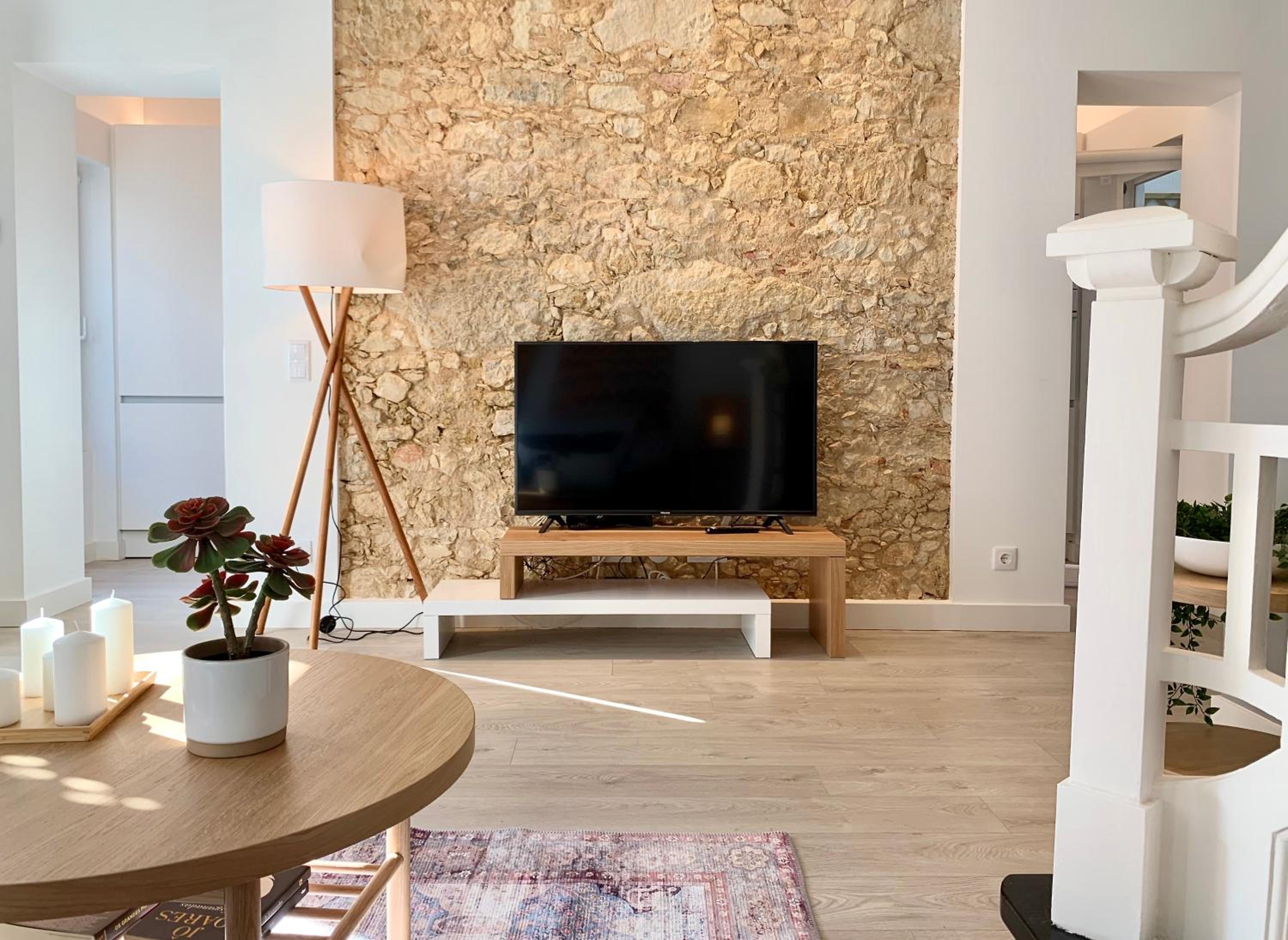 Three-Bedroom Villa - Photo 17