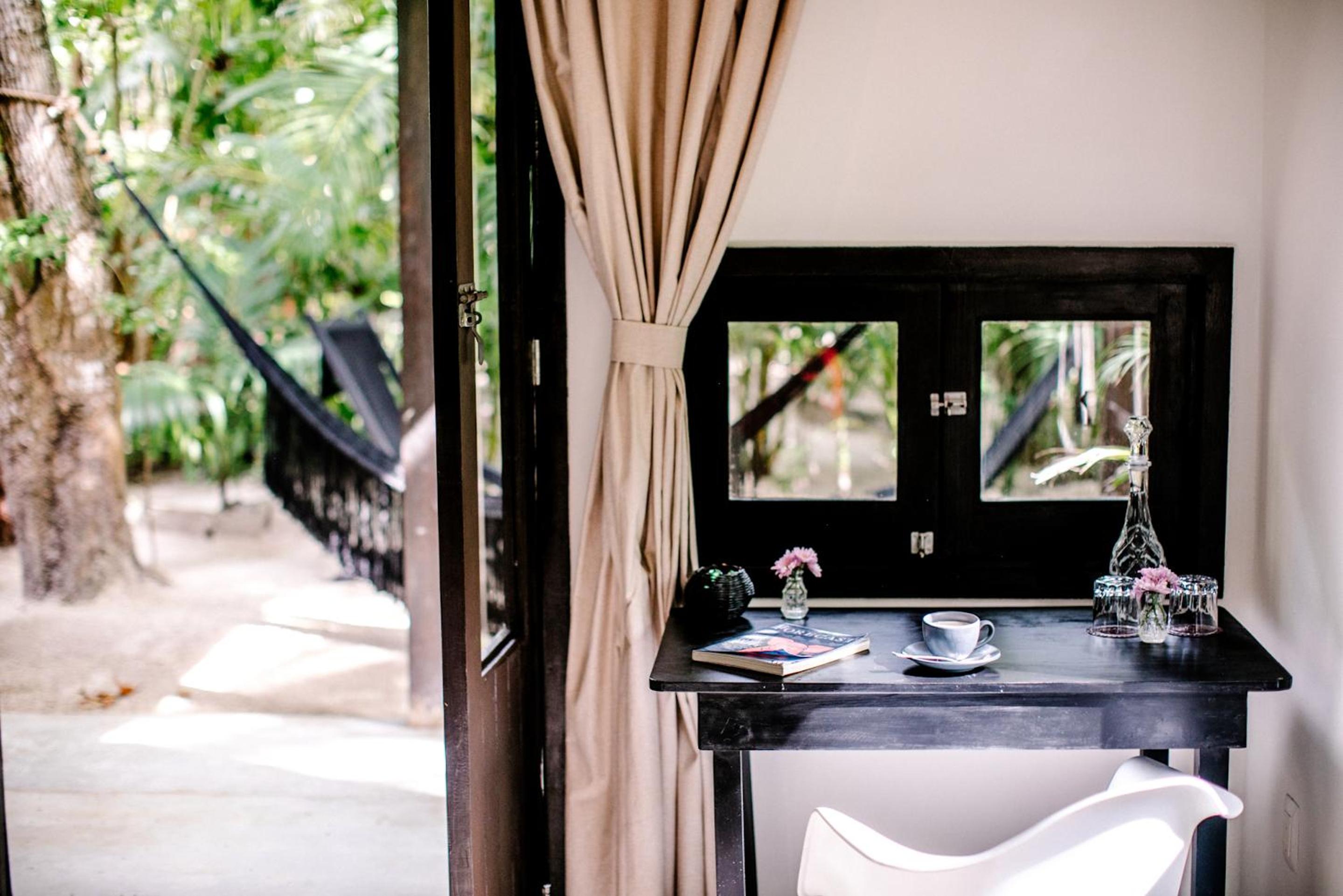King Room with Garden View - Photo 4