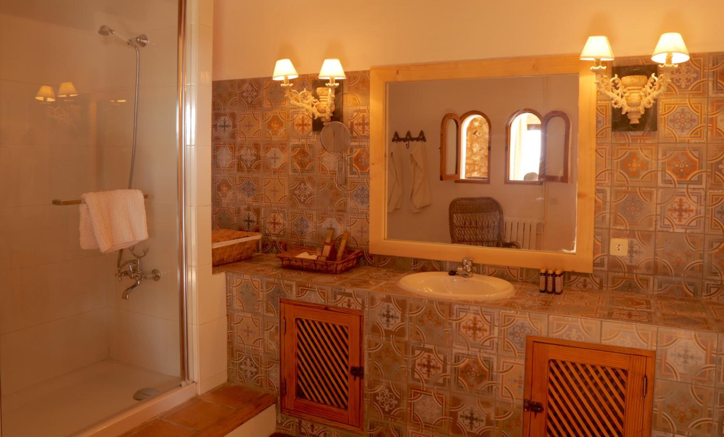 Junior Suite (2 Adults) with Terrace and Spa access - Photo 5