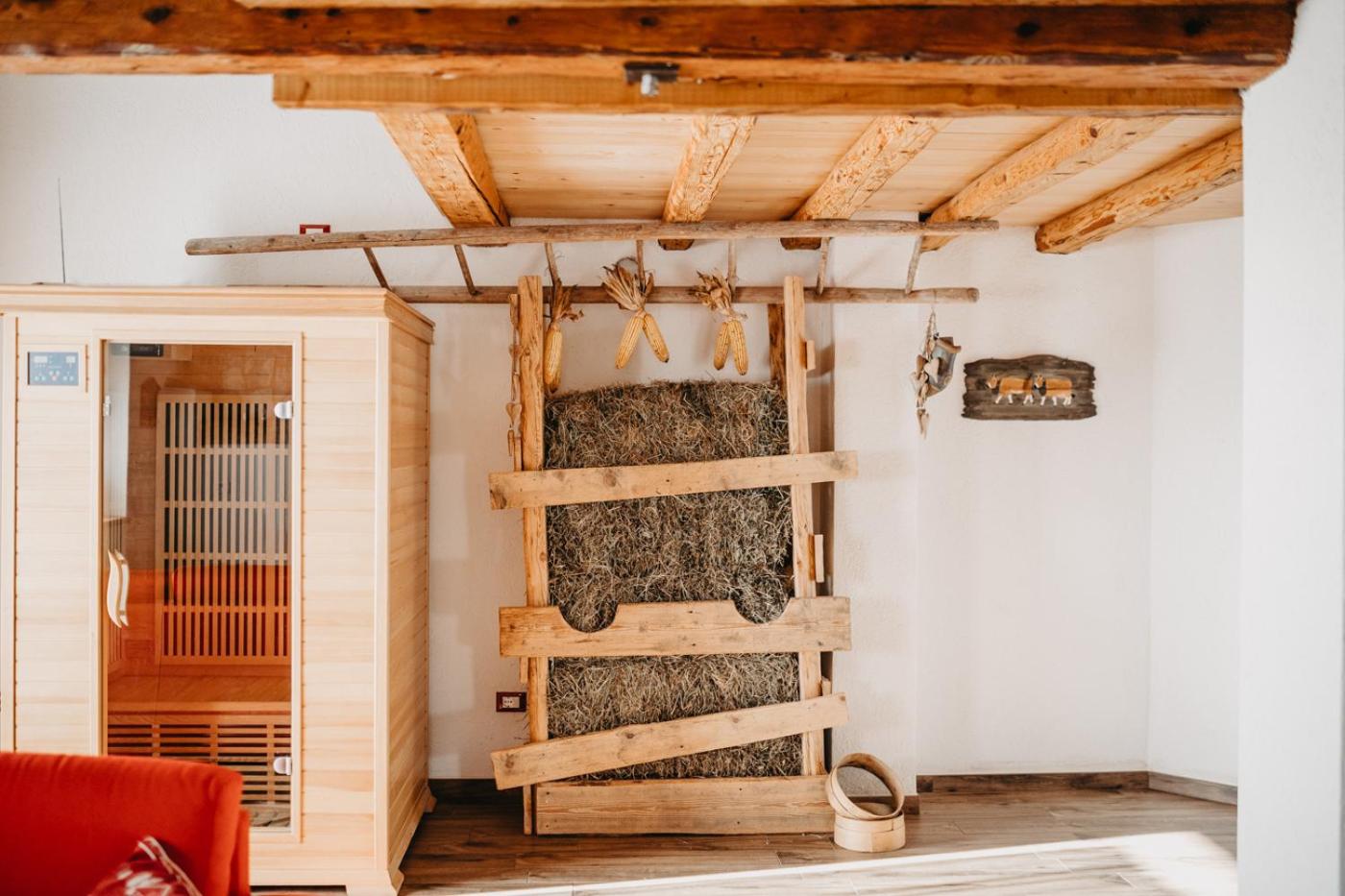 Chalet (6 Adults)