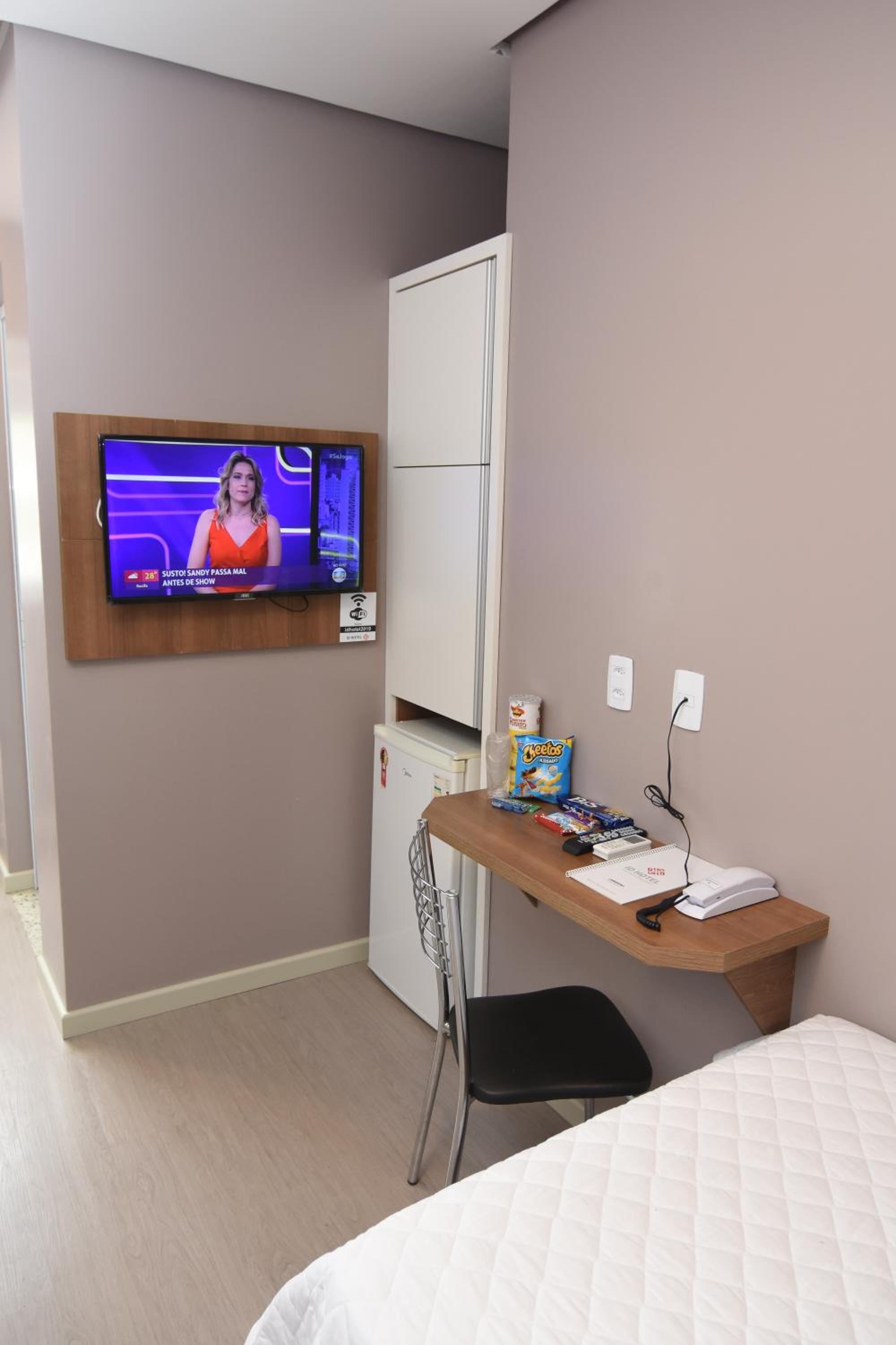 Single Room photo 2