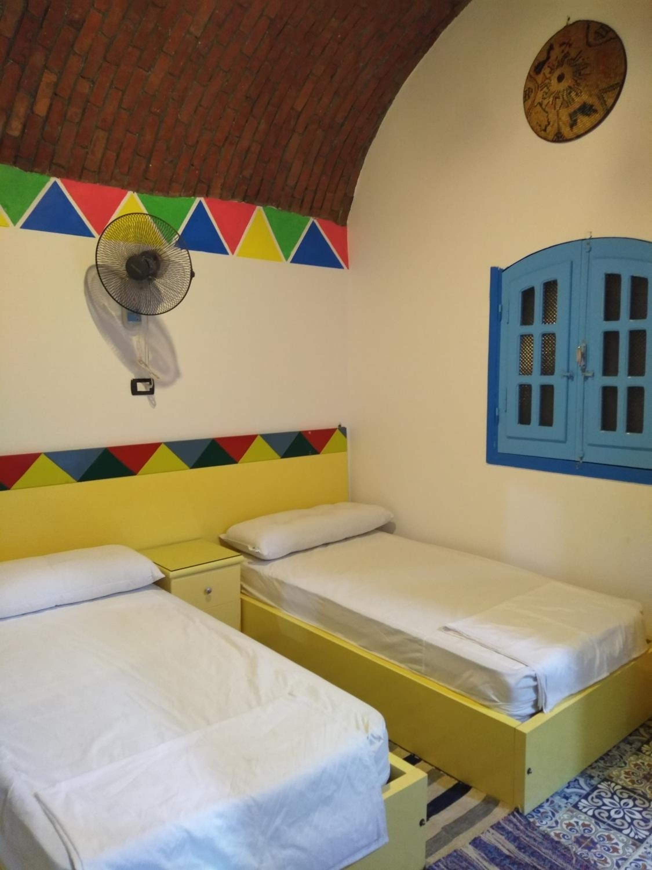 Deluxe Double Room with Side Sea View - Photo 4