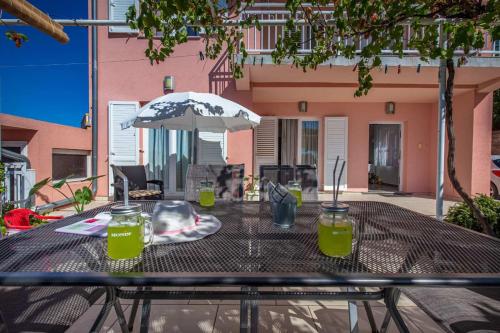 Apartment with Sea View photo 2