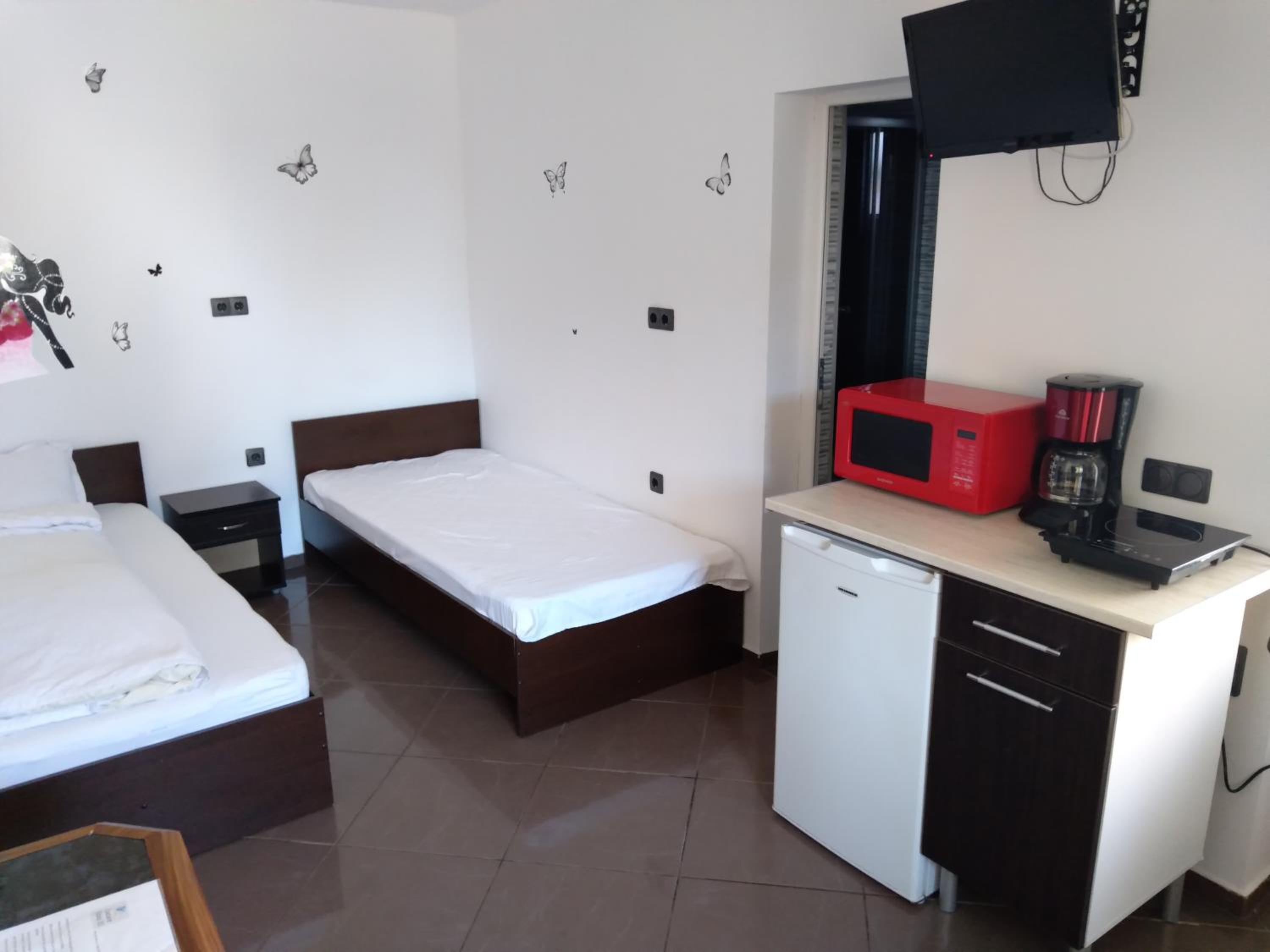 Comfort Quadruple Room - Photo 4