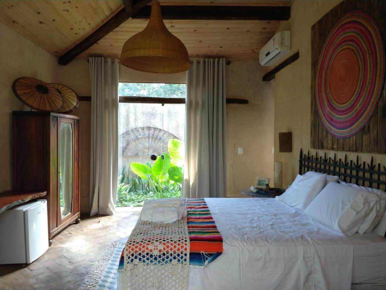 Deluxe Double Room with Balcony - Photo 8
