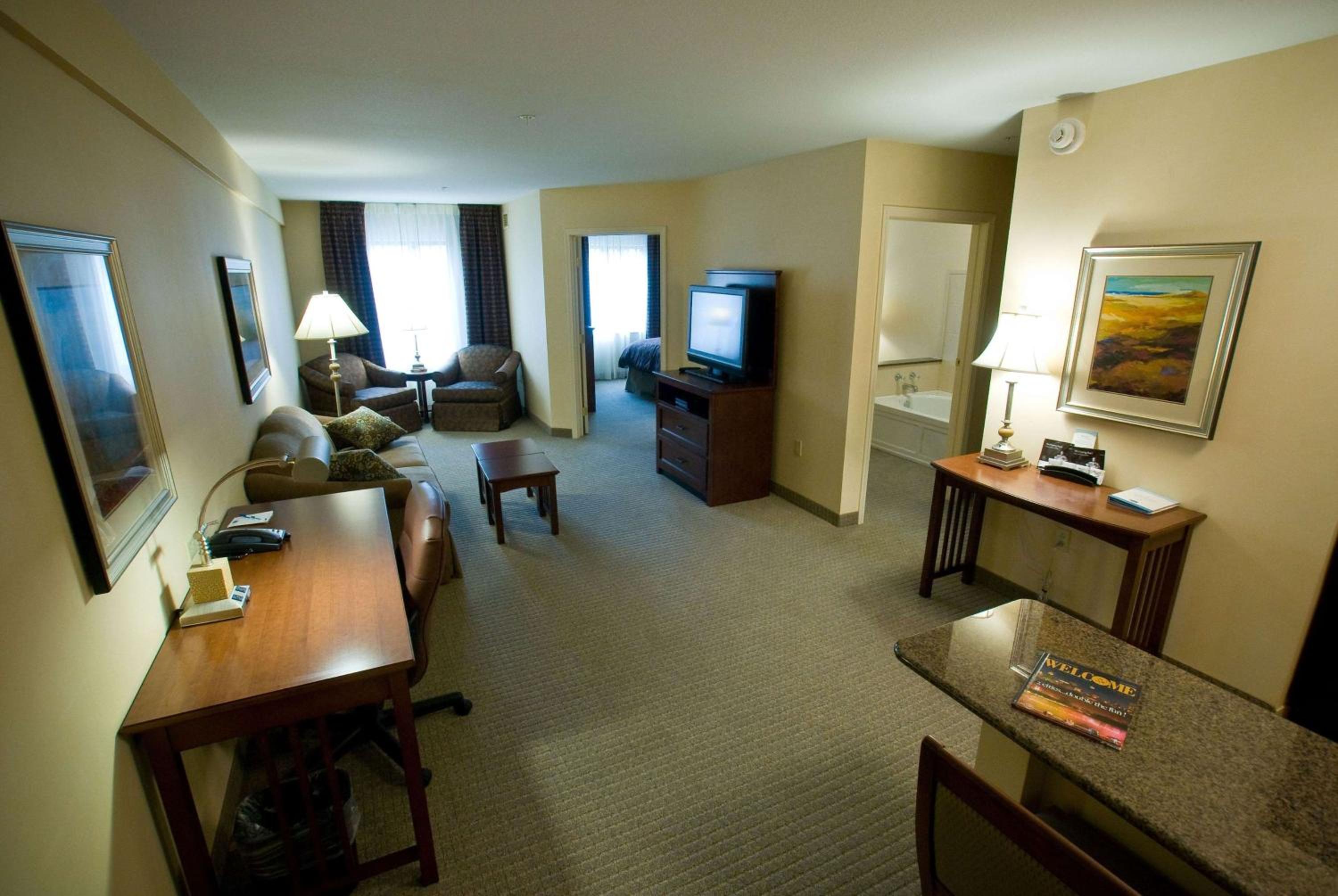 One-Bedroom Suite With Two Double Beds - Non-Smoking - Photo 4