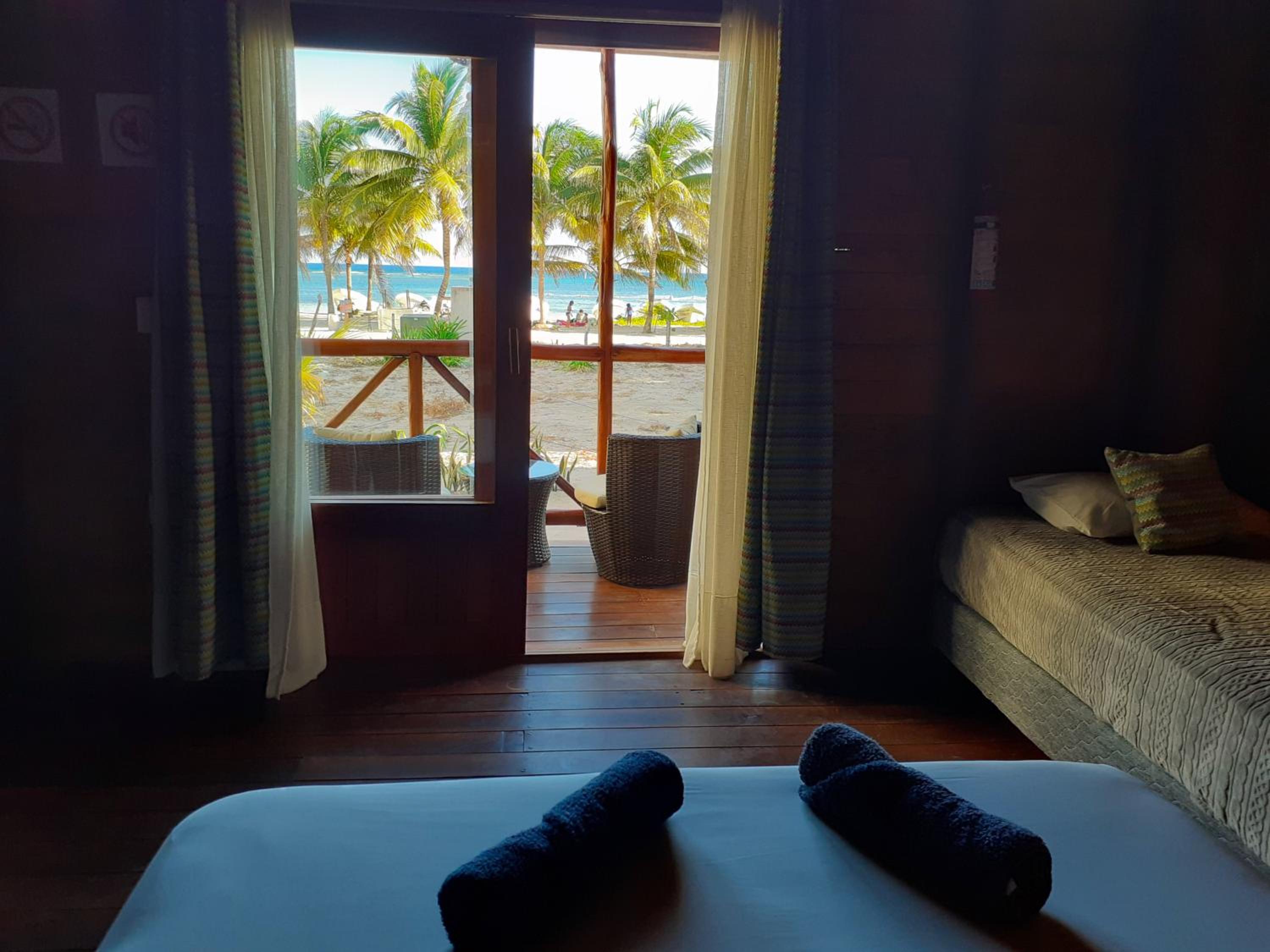 Quadruple Room with Sea View - Photo 1