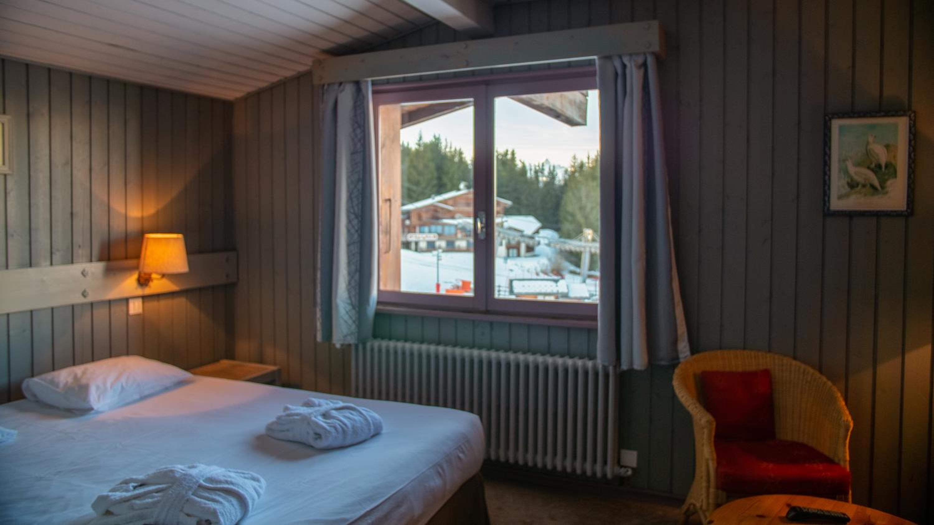 Standard Room with Aiguille de Varens view photo 3