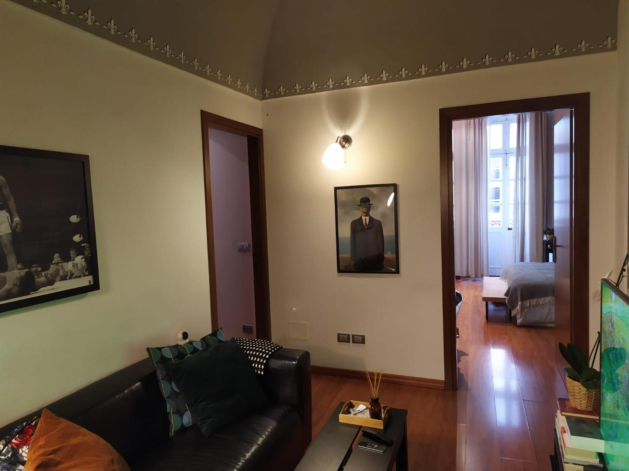 Deluxe Apartment photo 2