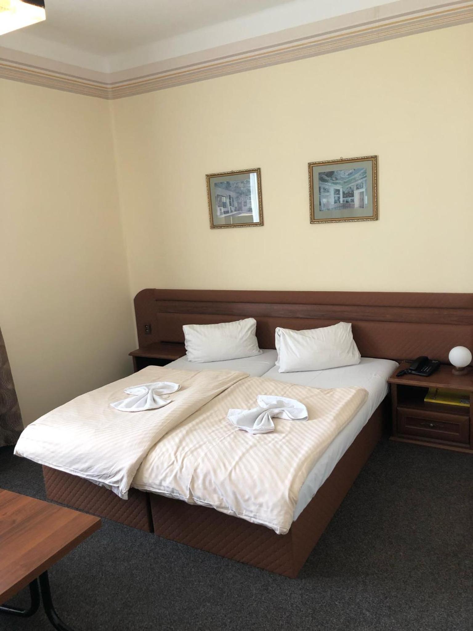 Standard Double Room - Photo 1