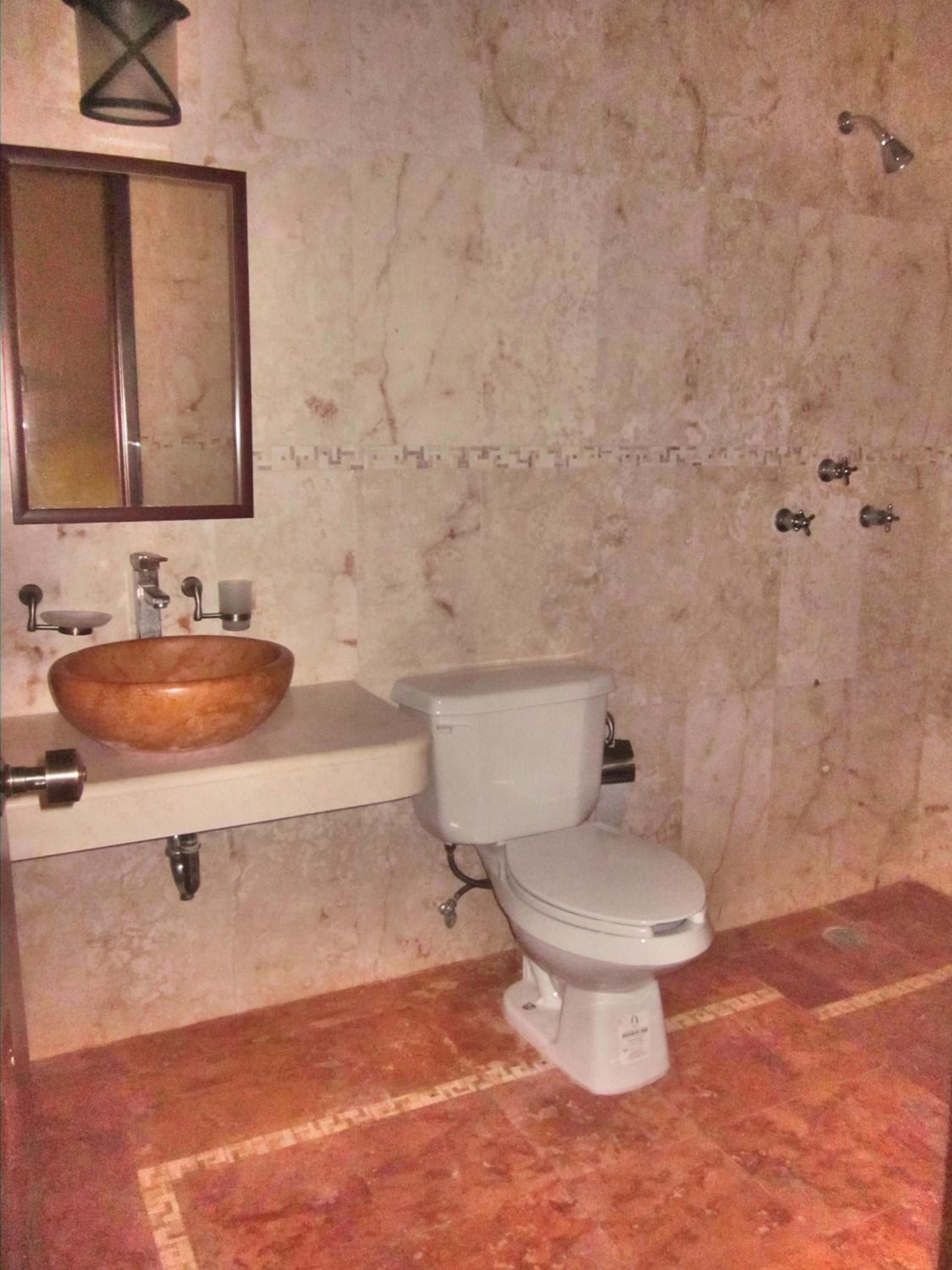 Double or Twin Room with Shower - Photo 6