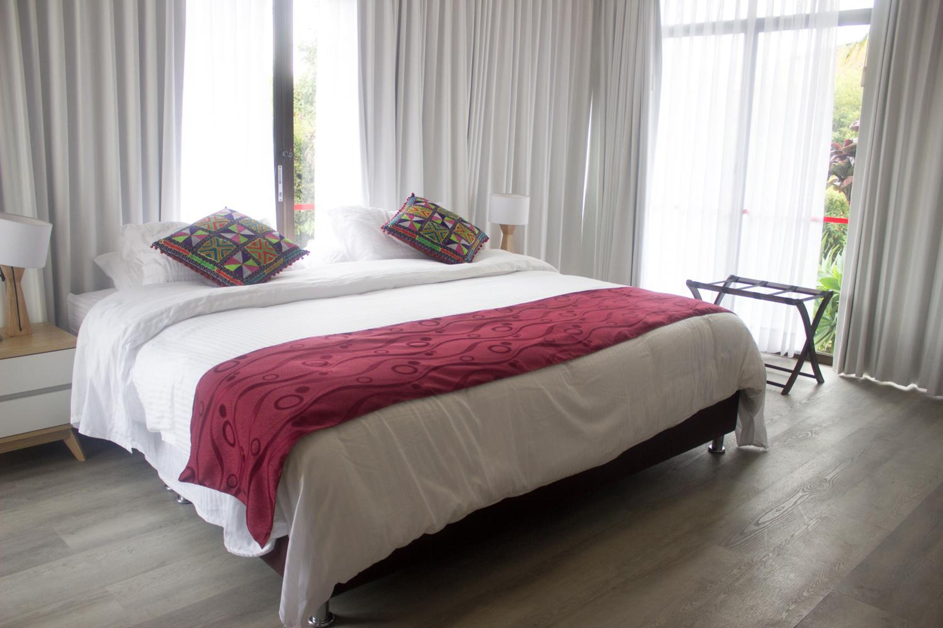 Deluxe Double or Twin Room with Garden View photo 2