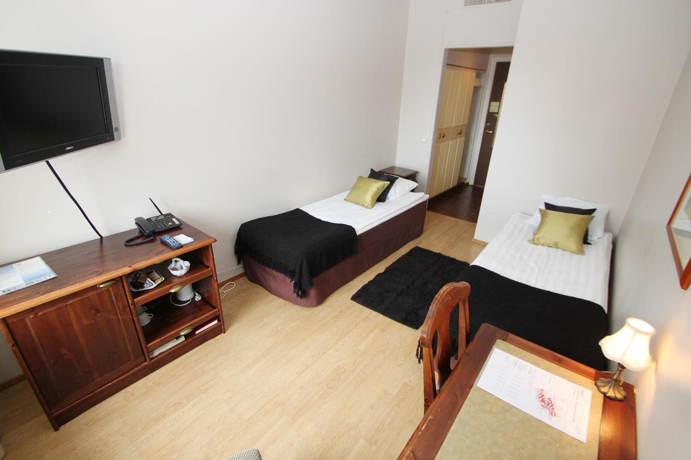 Twin Room - Photo 1