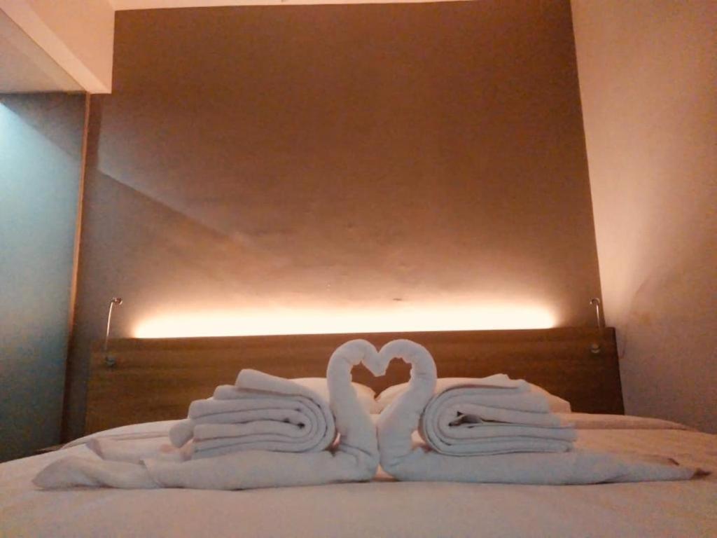 Standard Twin Room - Photo 3