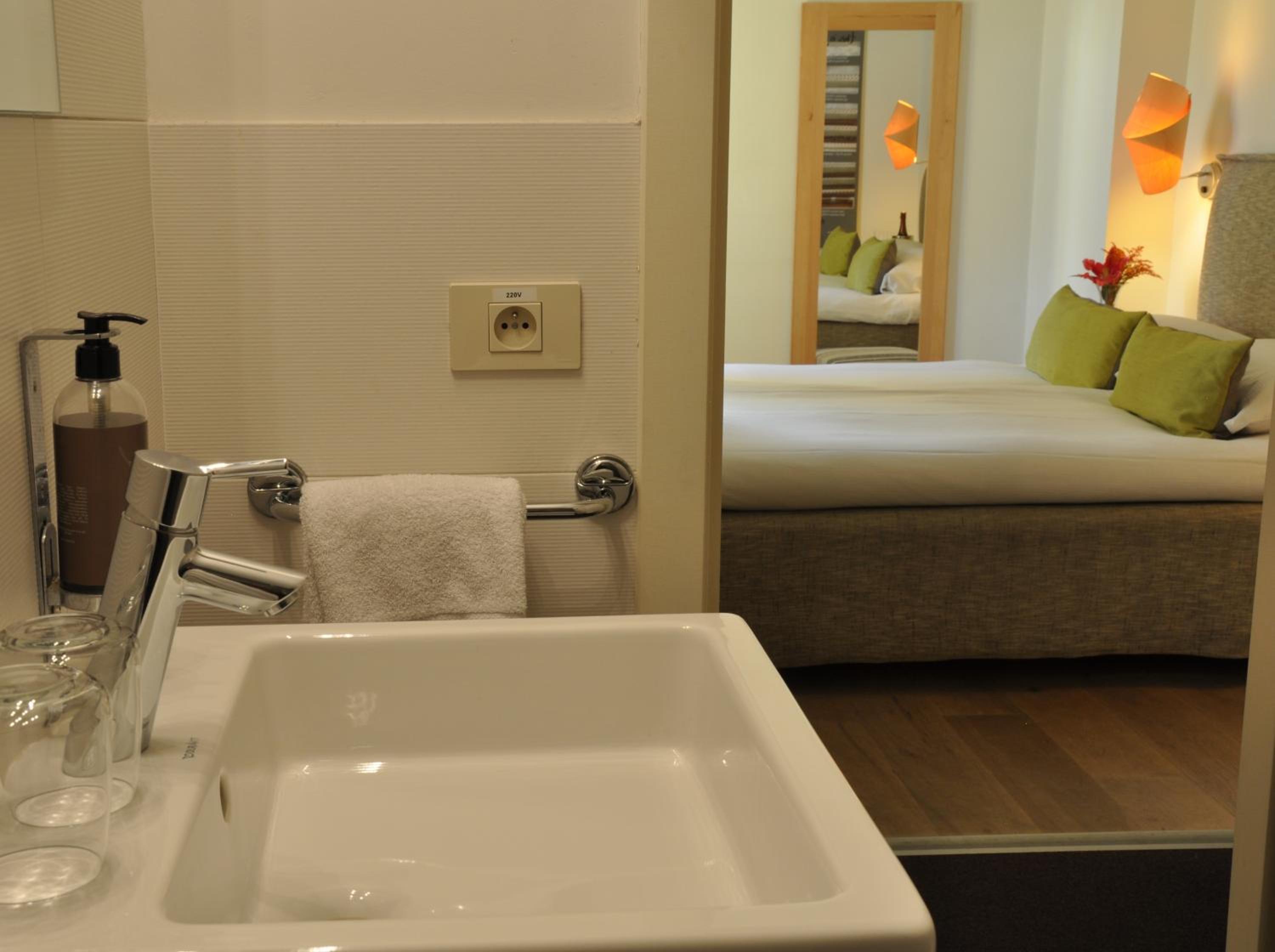 Comfort Twin Room photo 2