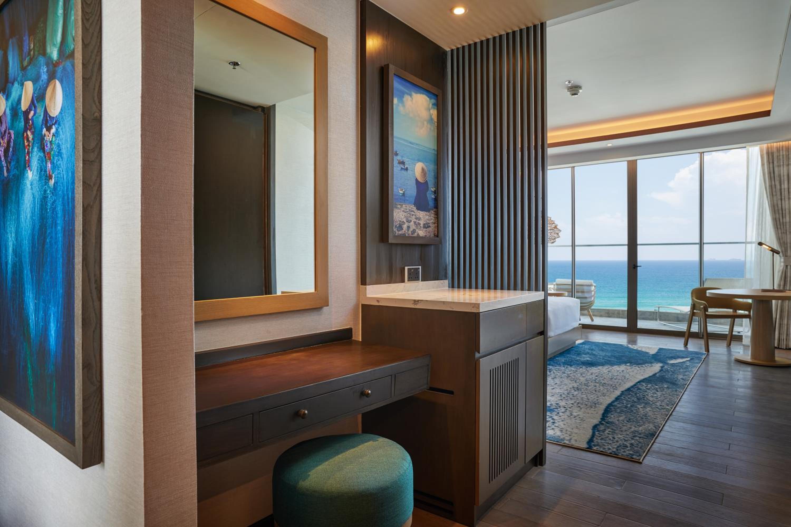 Deluxe Room with Ocean View - Photo 6