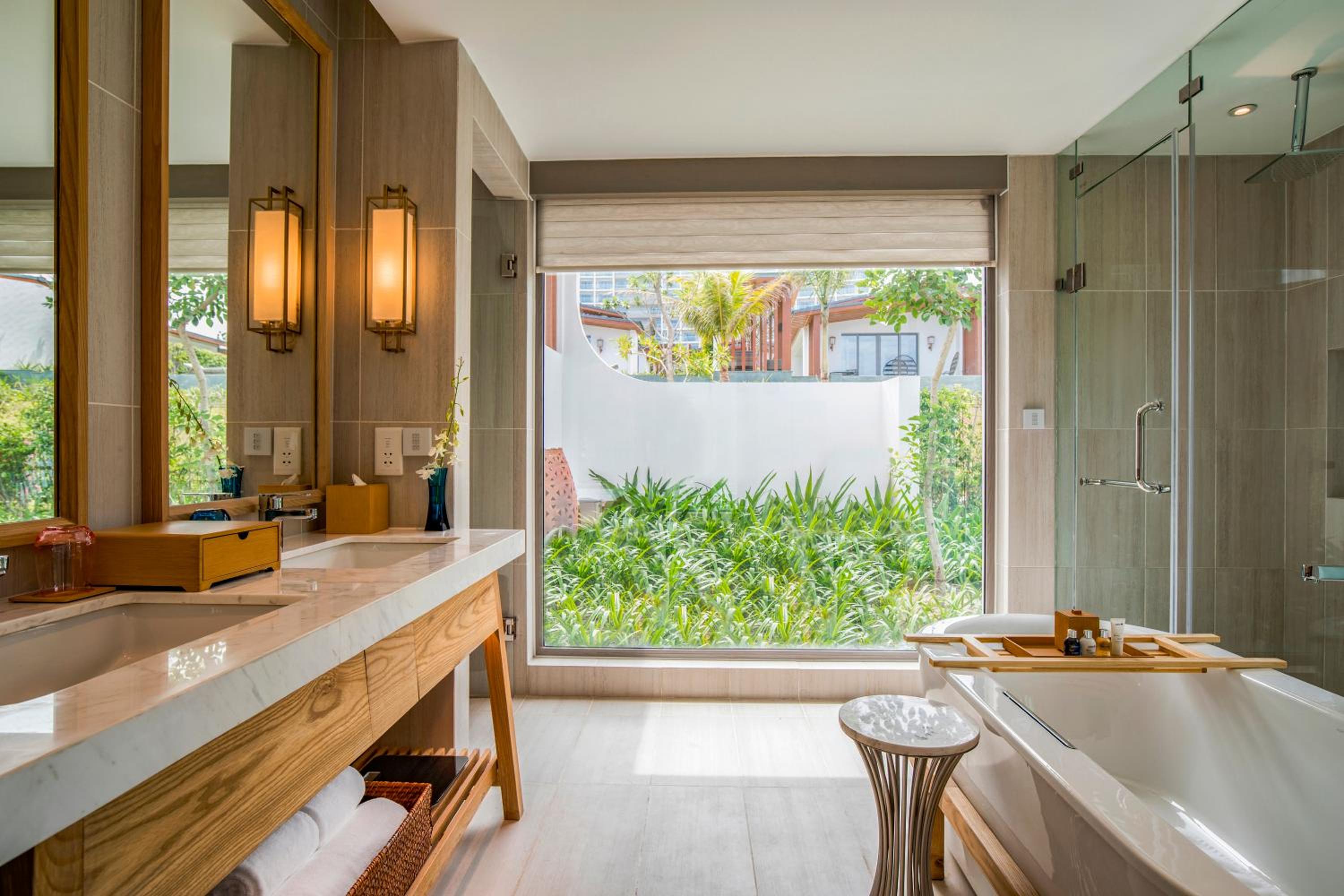 One-Bedroom Pool Villa with Ocean View - Free Access to Executive Lounge - Photo 10