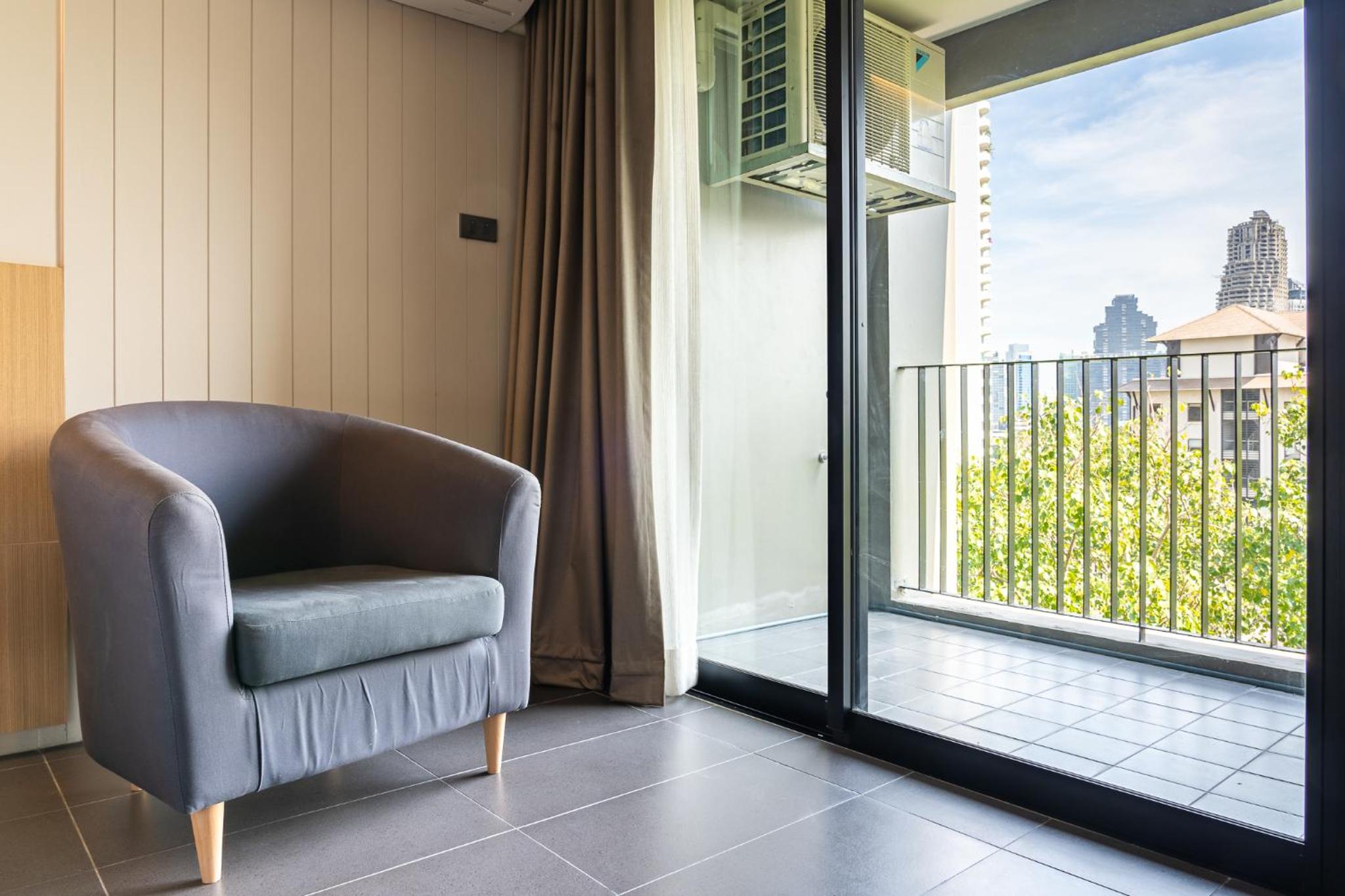 Deluxe Double Room with Balcony photo 3