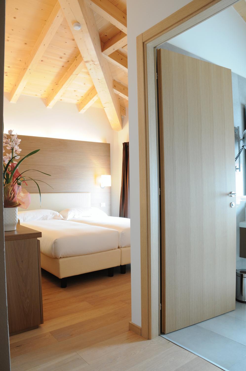 Twin Room - Photo 1