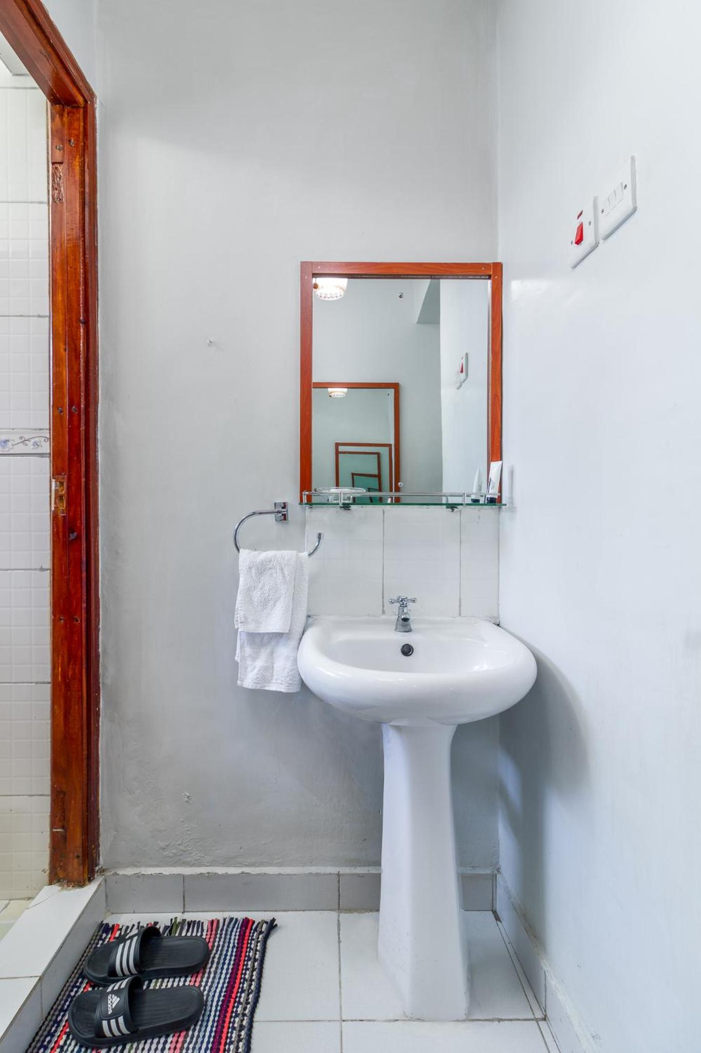 Apartment - Ground Floor - Photo 4
