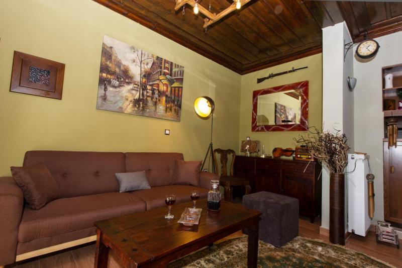 Two-Bedroom Villa - Photo 14