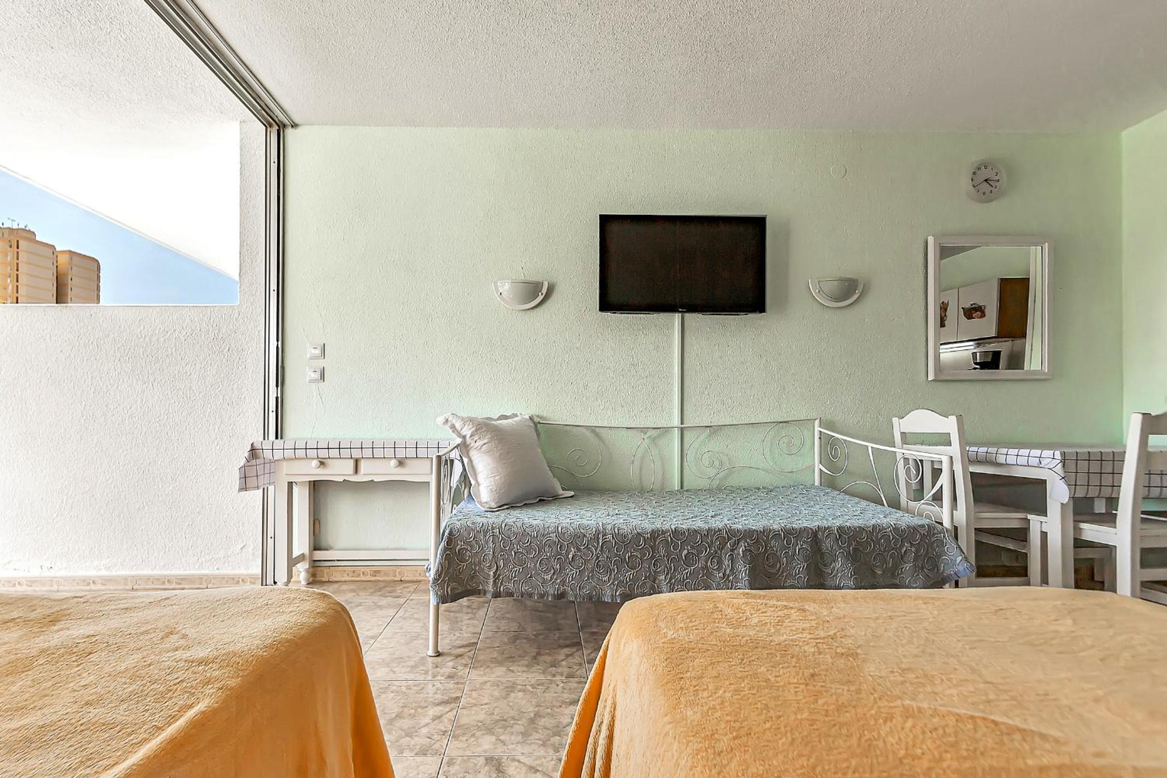 Apartamento con Balcón