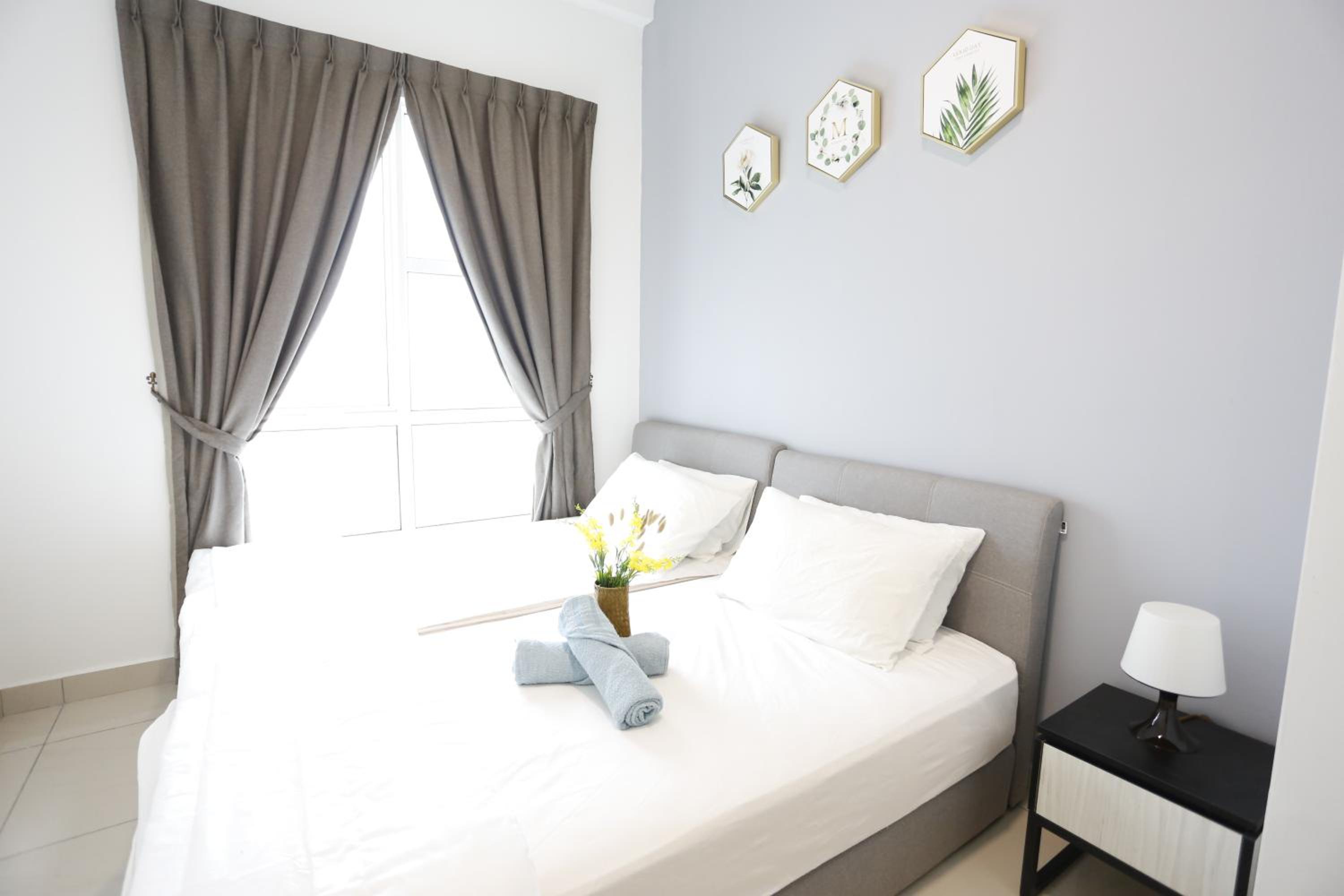 Double Room With Shared Bathroom