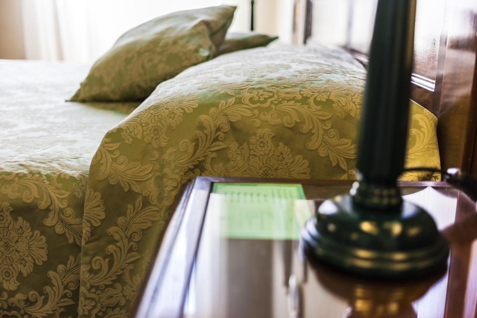 Standard Double or Twin Room photo 3