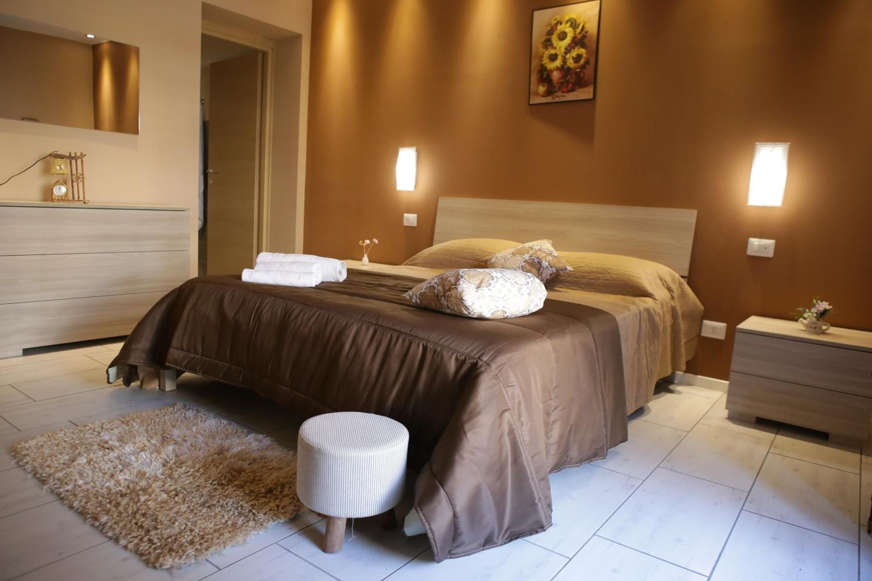 Double Room - Photo 1