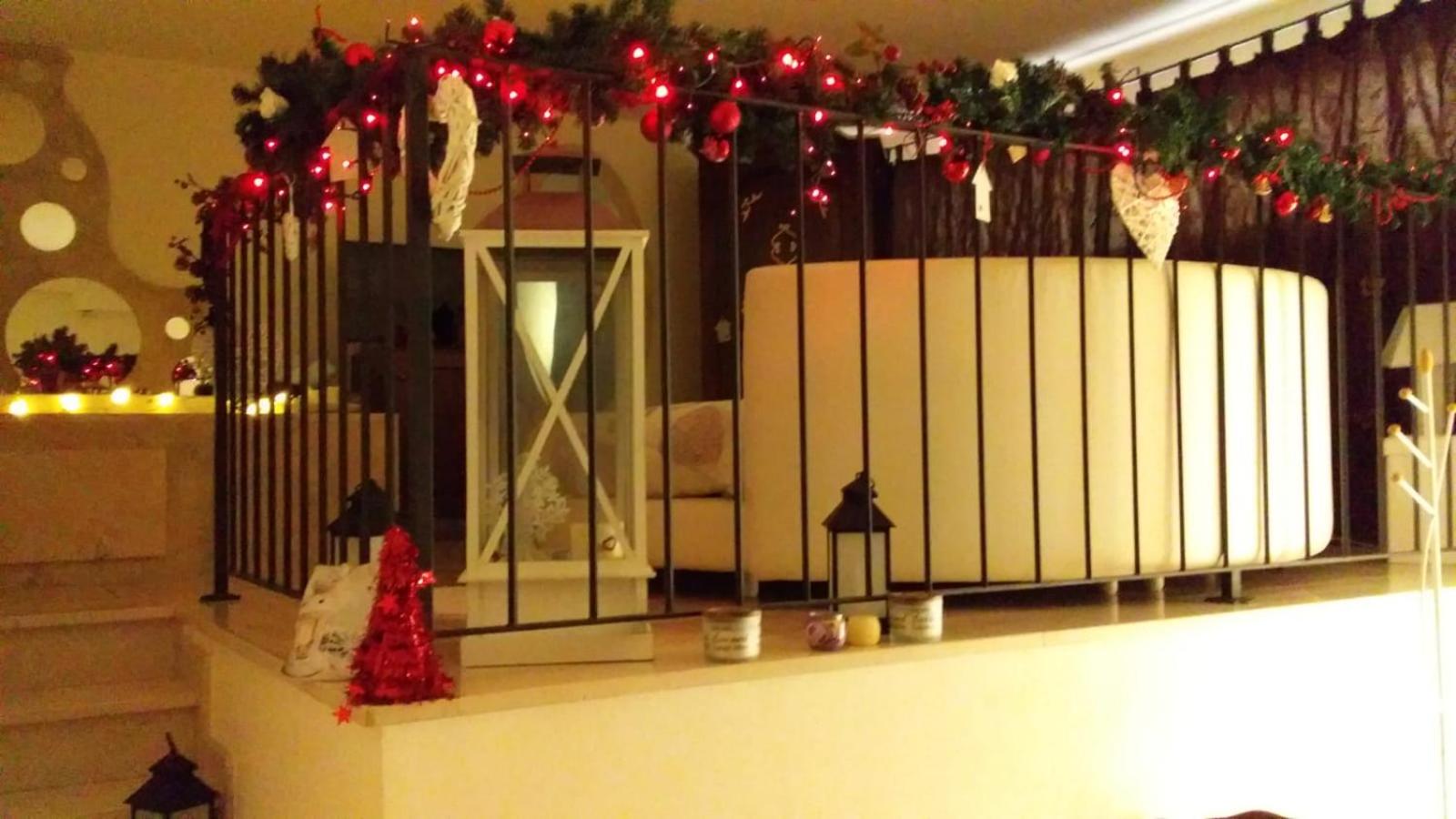 Queen Suite with Spa Bath - Photo 4