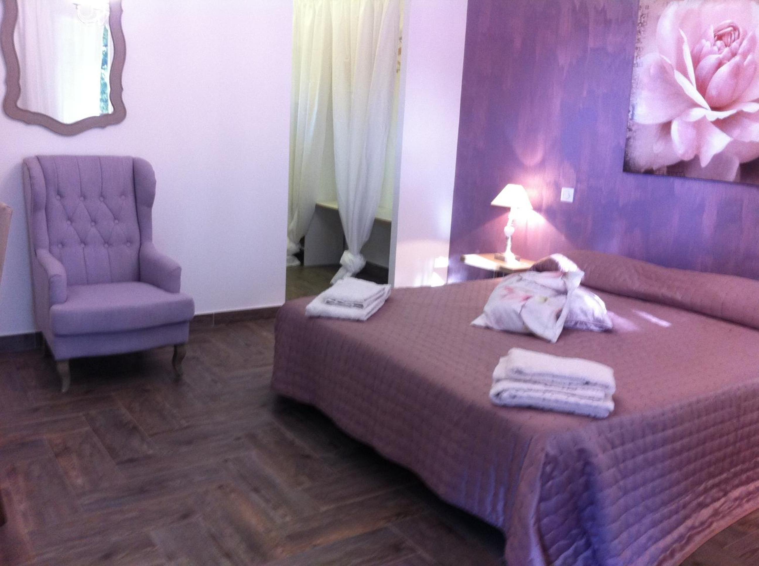Double Room with Garden View and Pool View photo 2