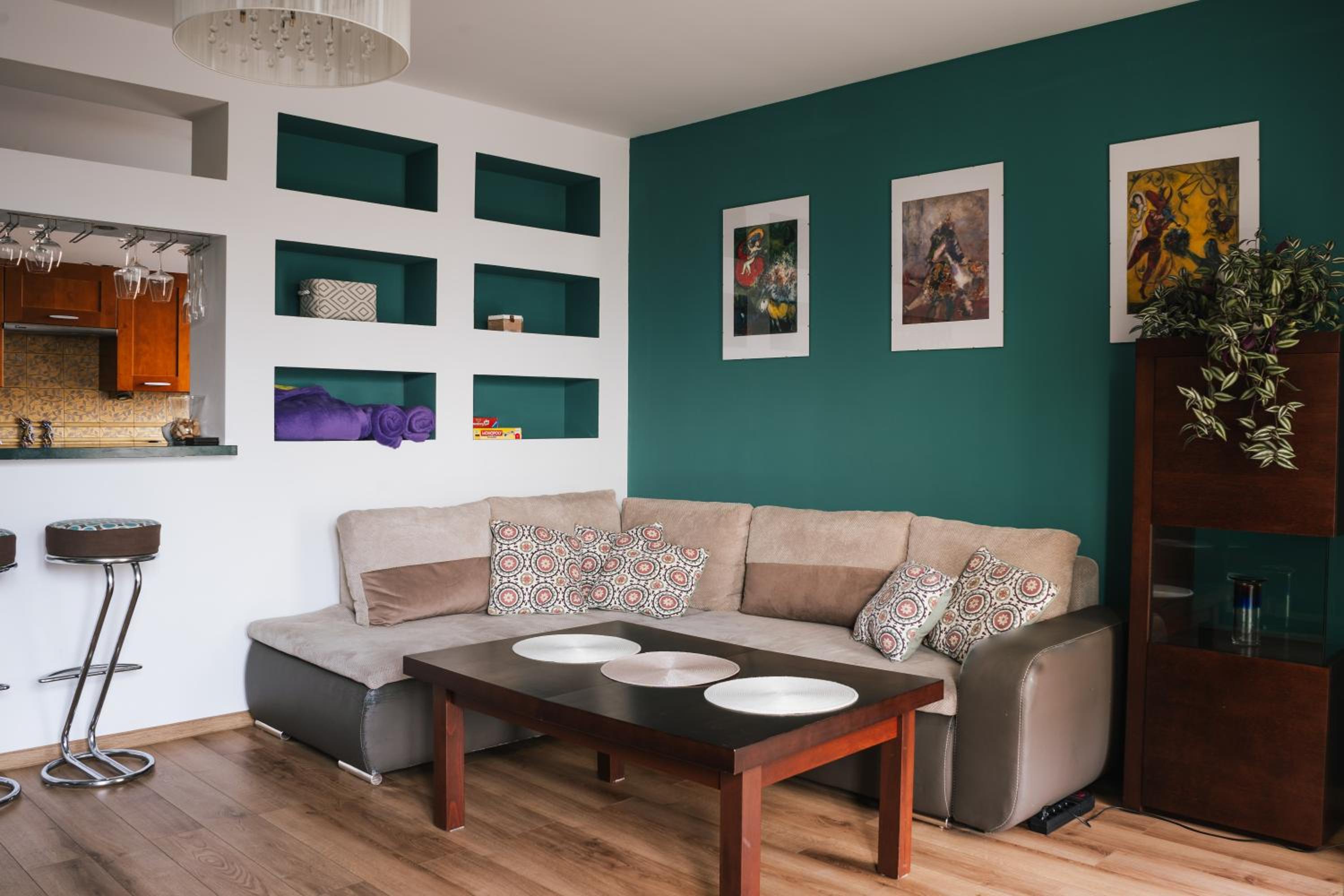 Apartment with Balcony - Photo 23