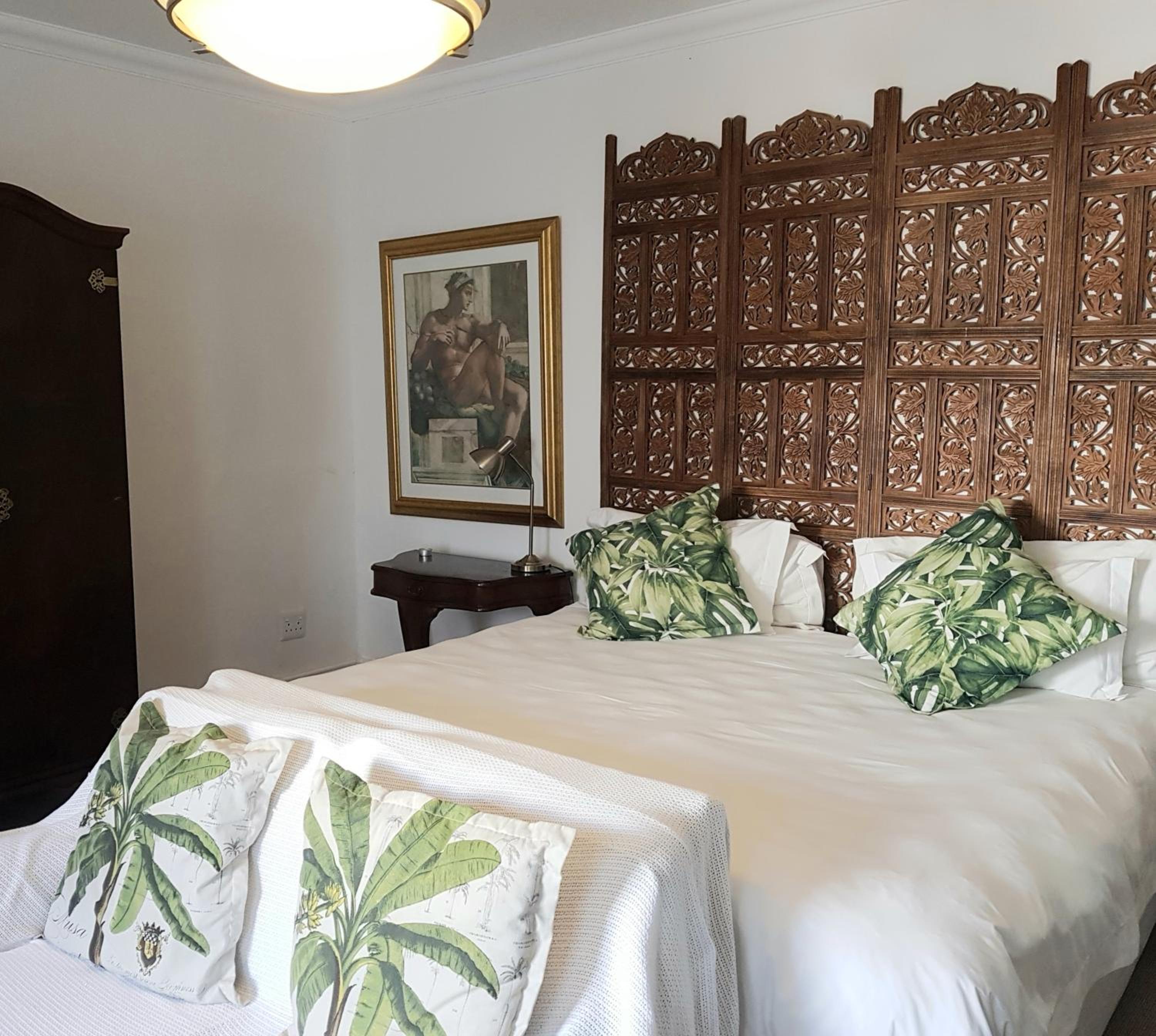 Suite - Photo 15