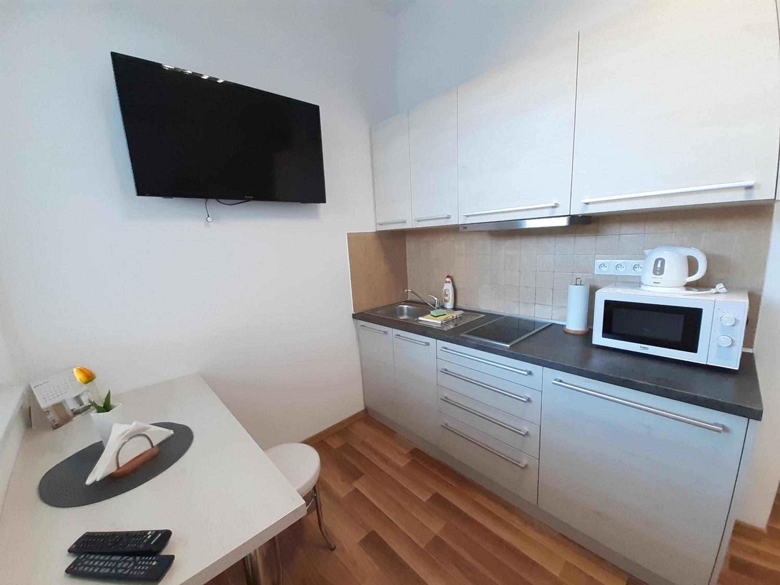 Apartment photo 2
