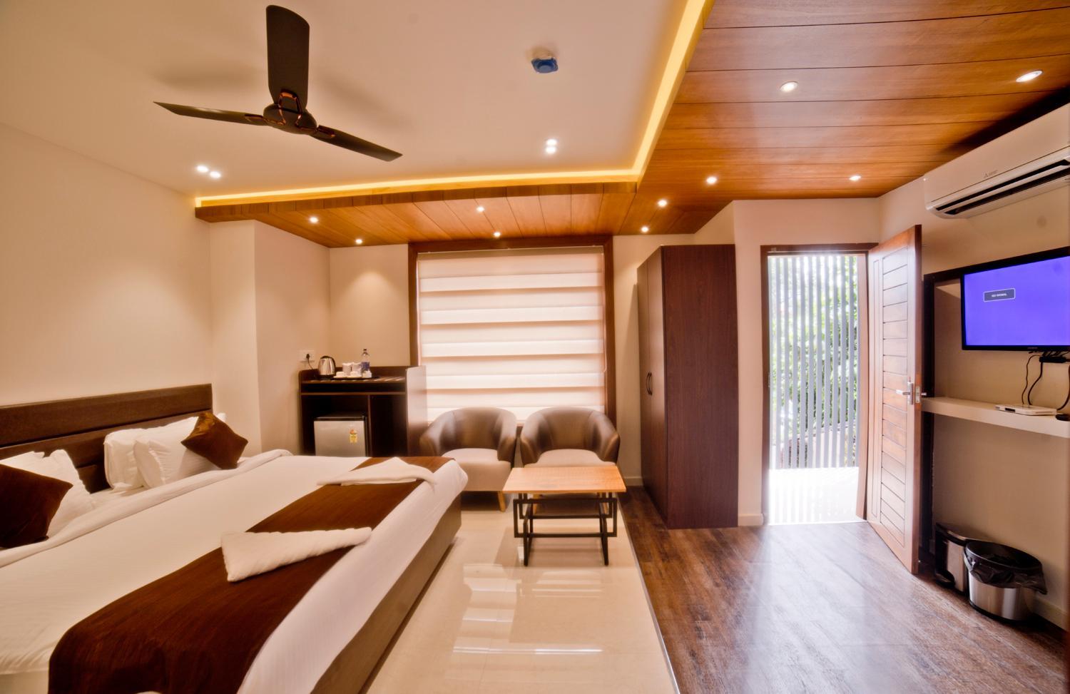 Superior King Room photo 1