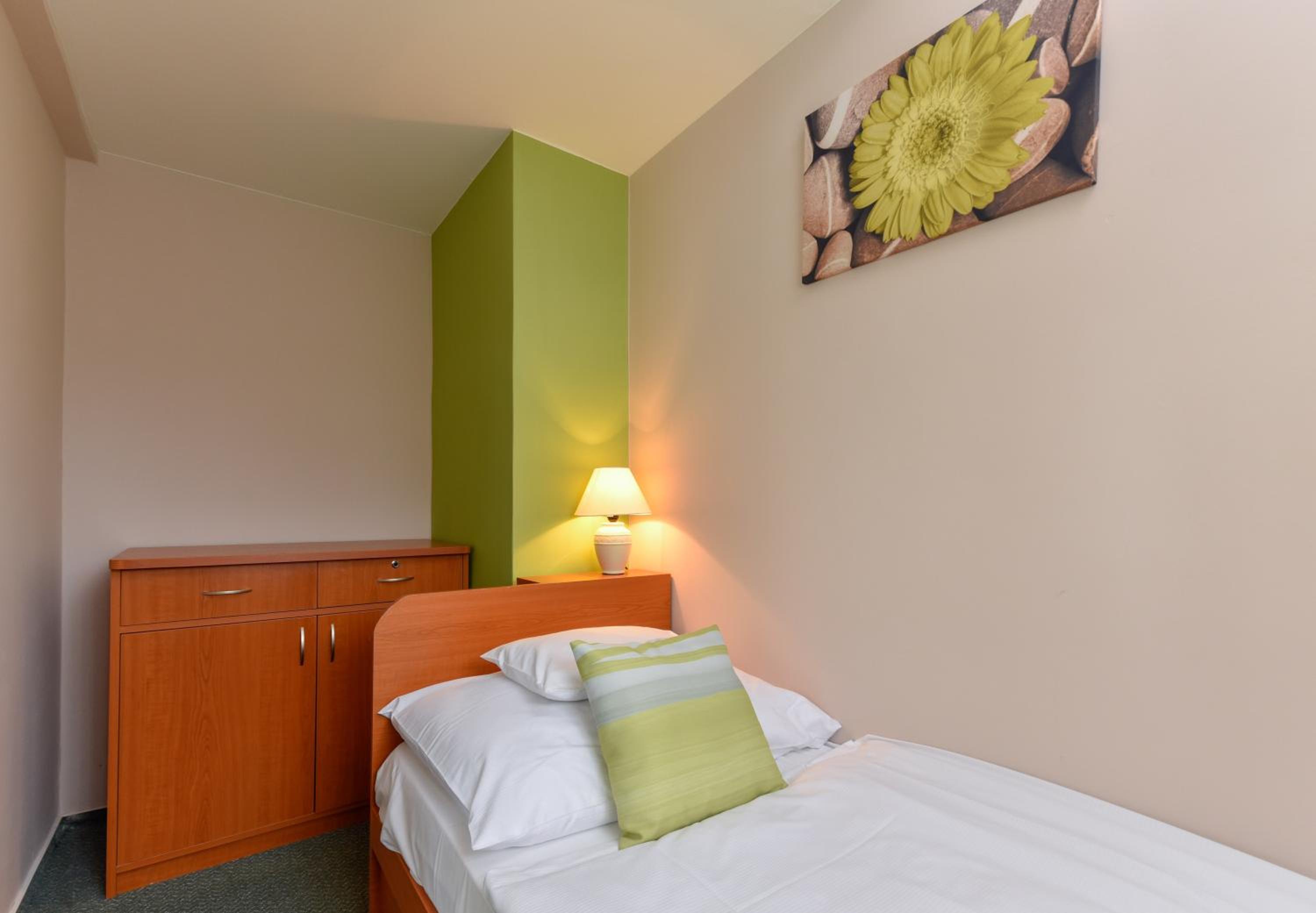 Triple Room with Bathroom